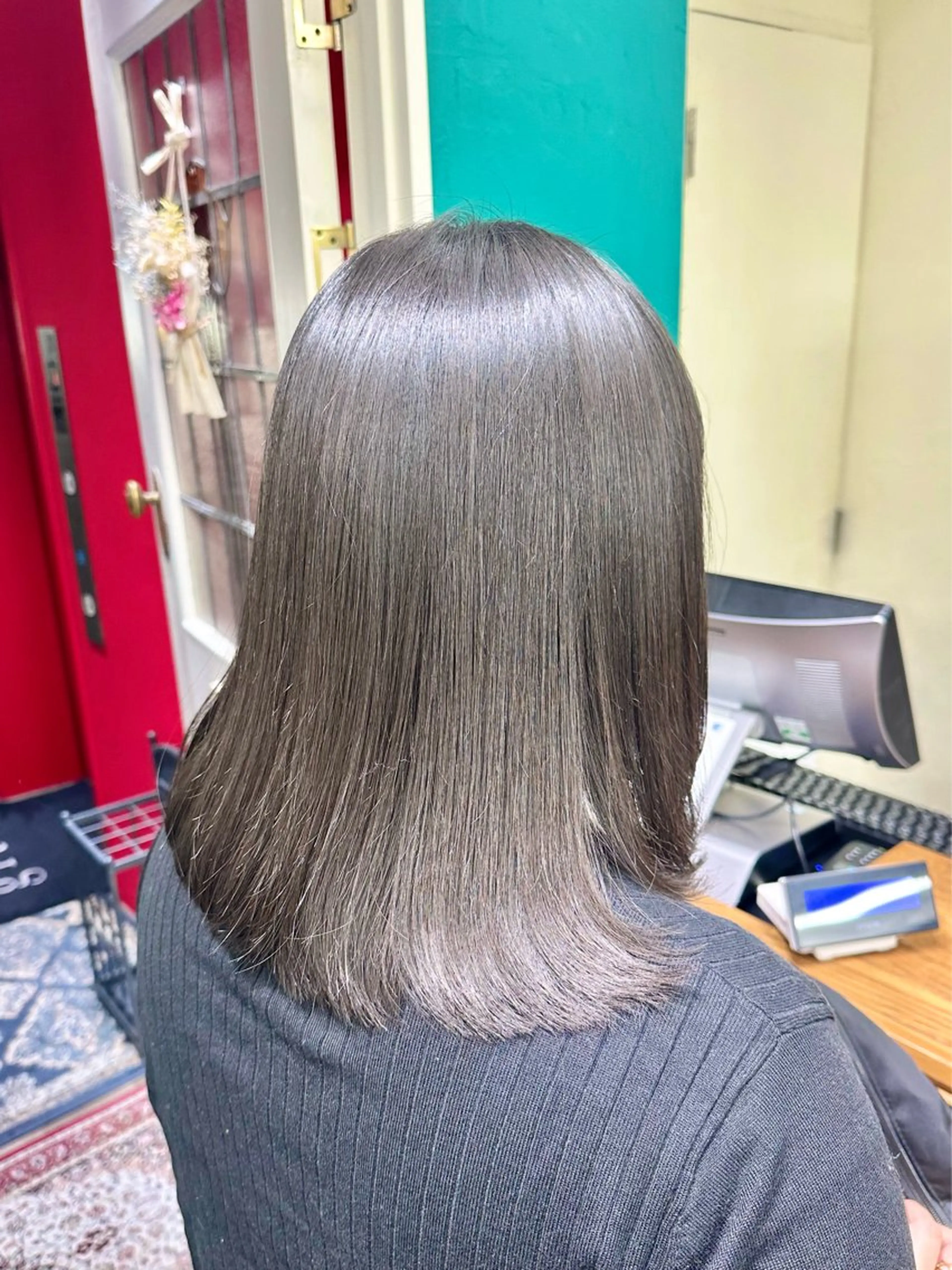 ミディアム パーマ カット 縮毛矯正 ＼脱・うねり& 広がり／gite菊のヘアスタイル