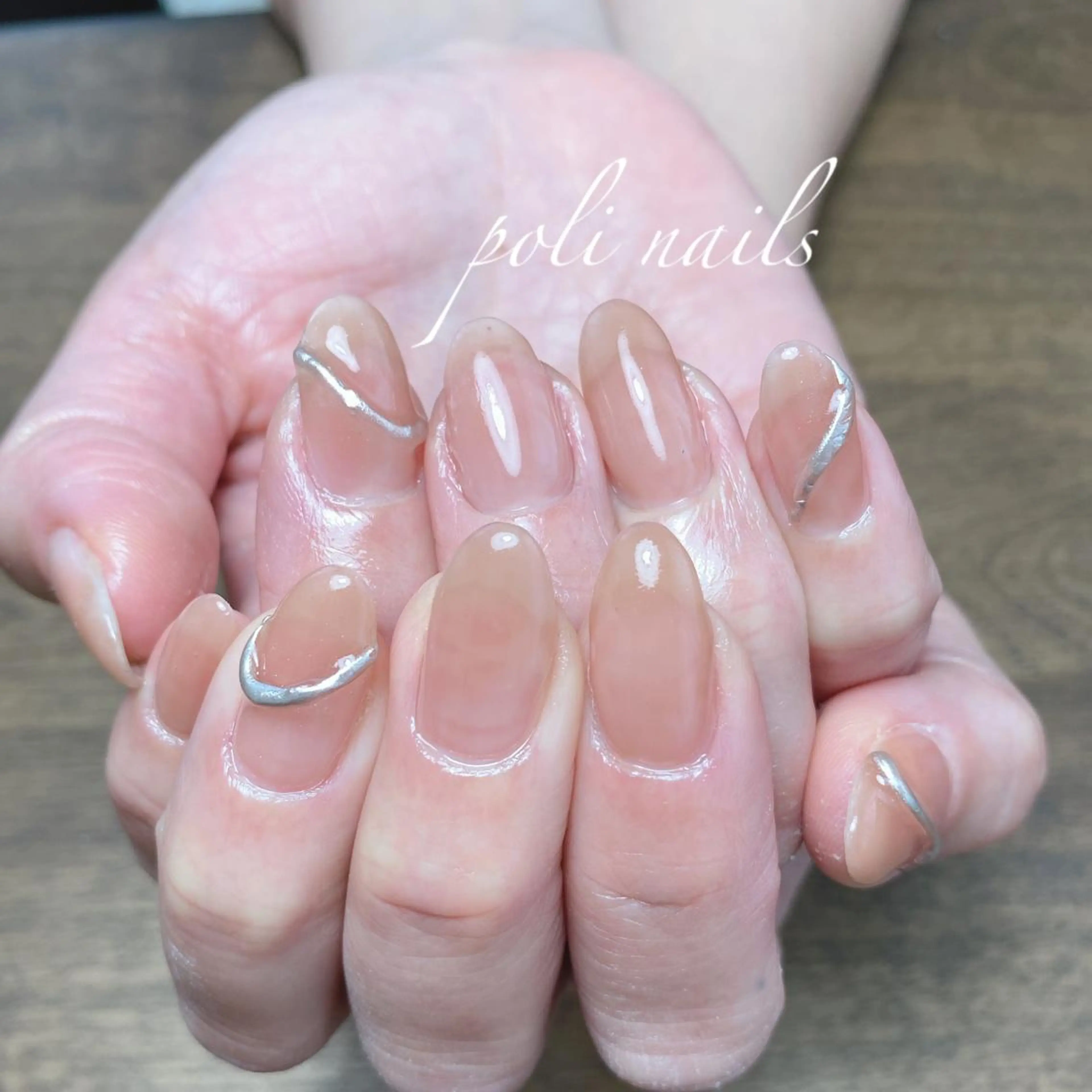 ネイル poli nailsのネイルデザイン