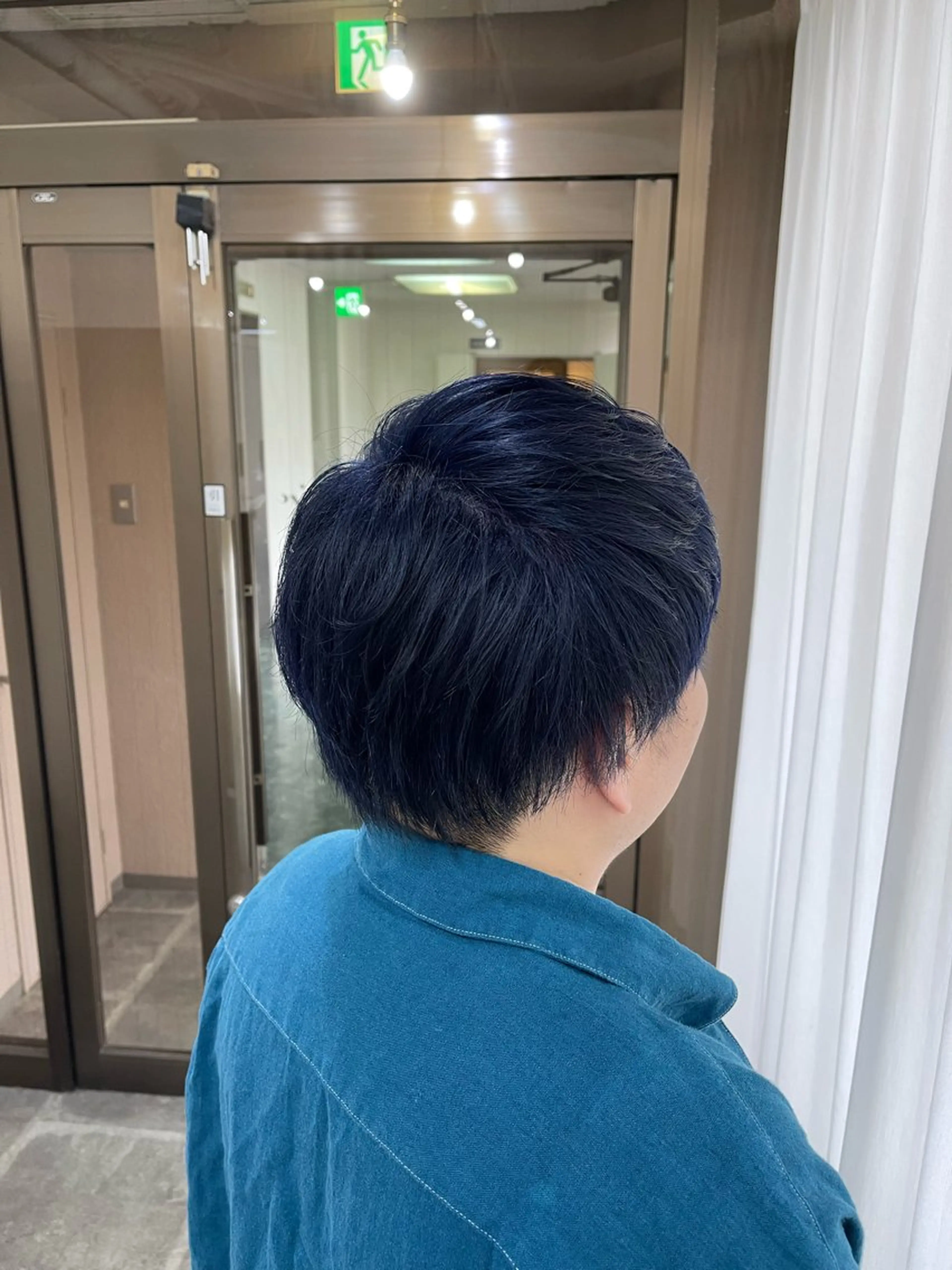 ショート カラー ブリーチ ブルーカラー ケアブリーチ デザインカラー ダブルカラー カット ヘアカラー トリートメント SOYON西大寺店所属・ダブルカラー/ 髪質改善💎安藤のヘアスタイル