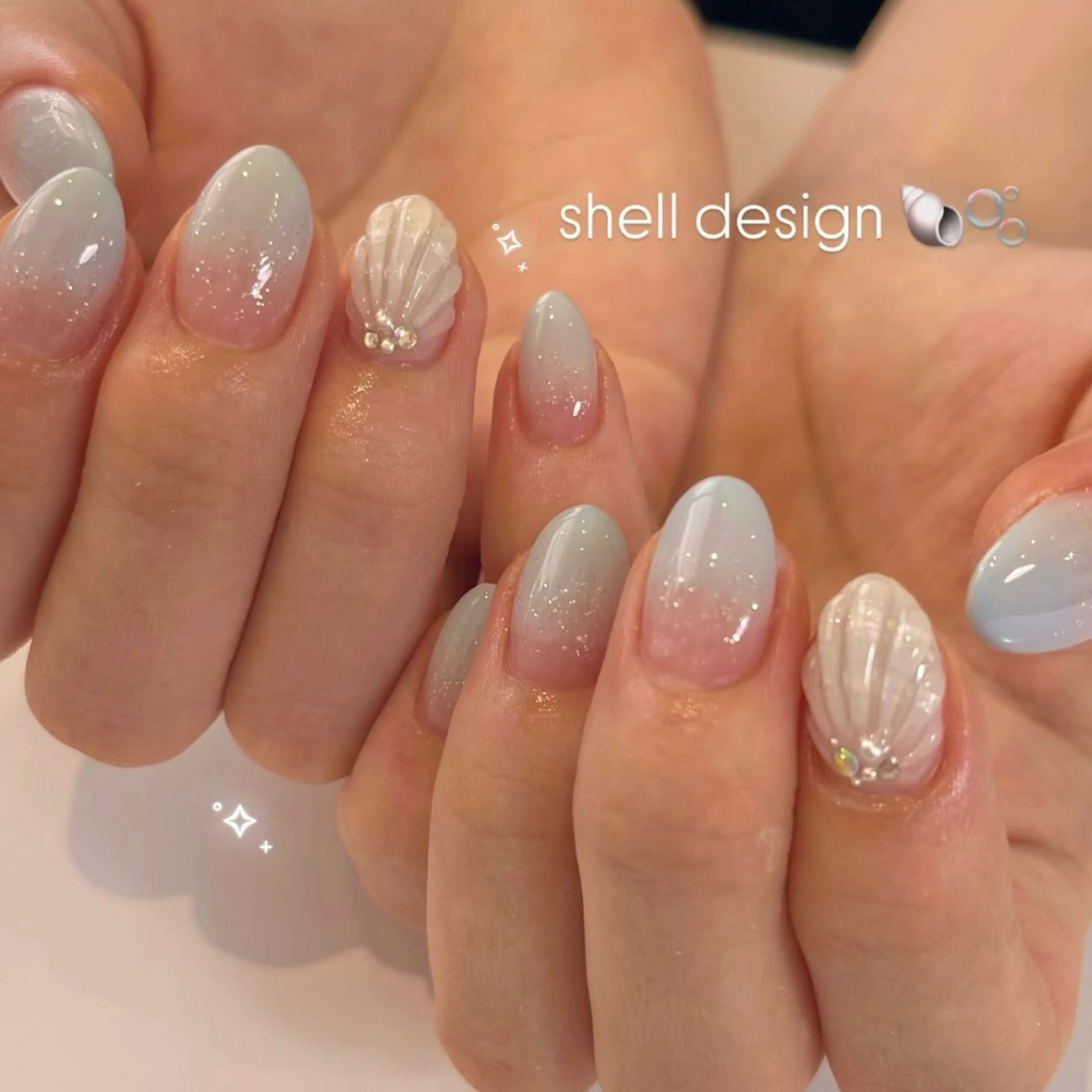 ネイル ブルー グラデーション ハンドネイル ballie／小野原 なつみのネイルデザイン