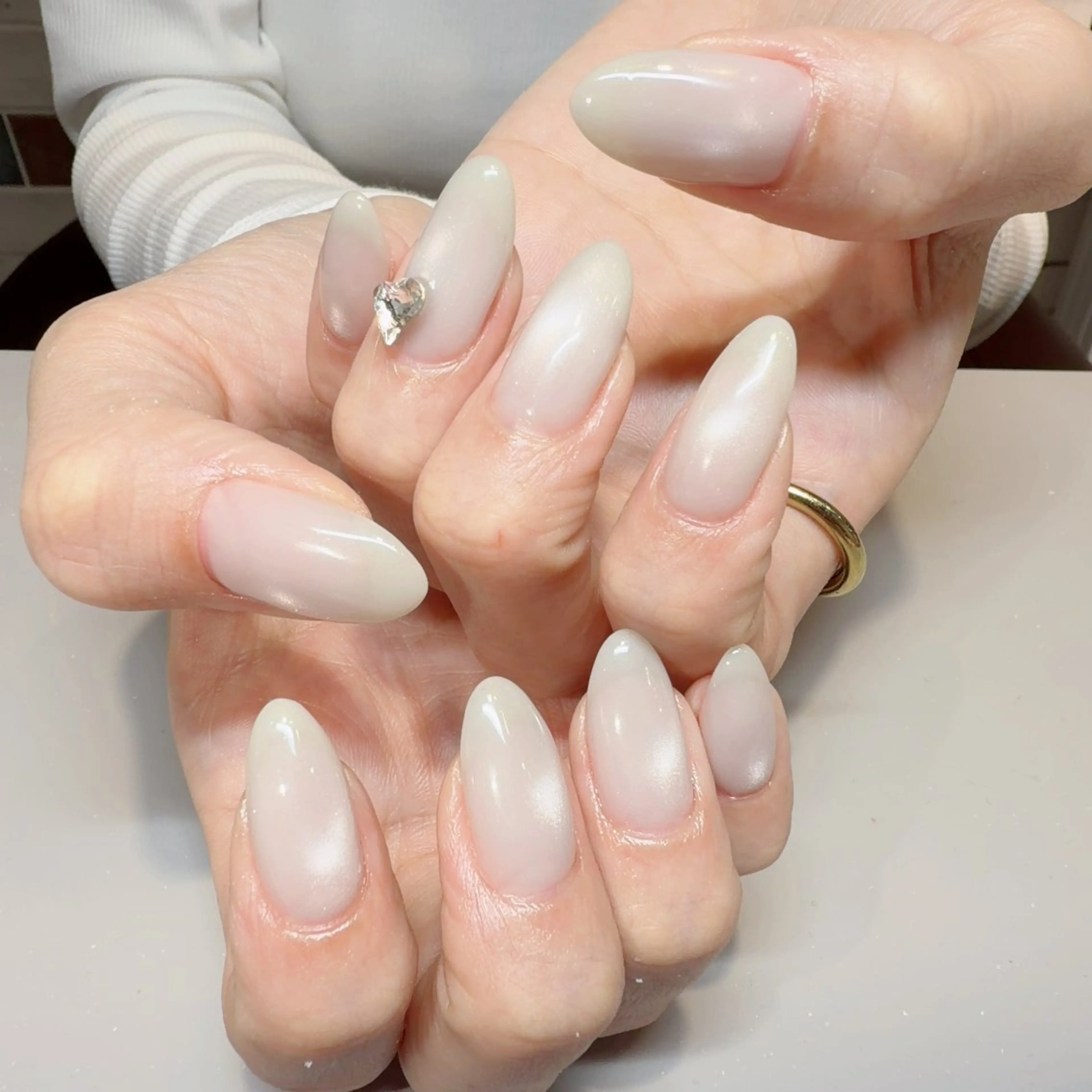 ネイル ハンドネイル 小野澤 紗智のネイルデザイン