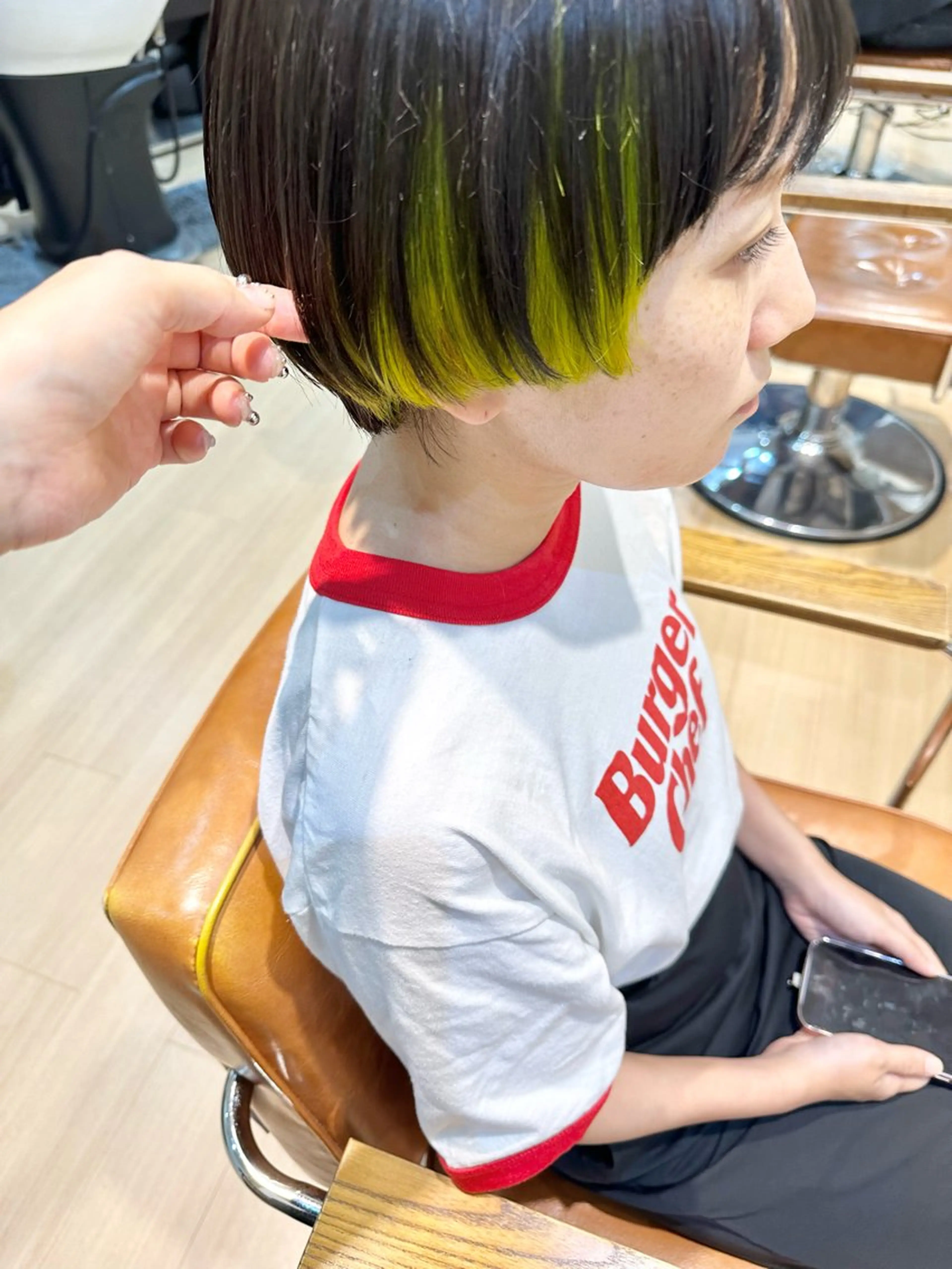 ショート カラー インナーカラー luve heart's And Be  minamisemba所属・脇坂 佳世の眉毛・アイブロウイメージ