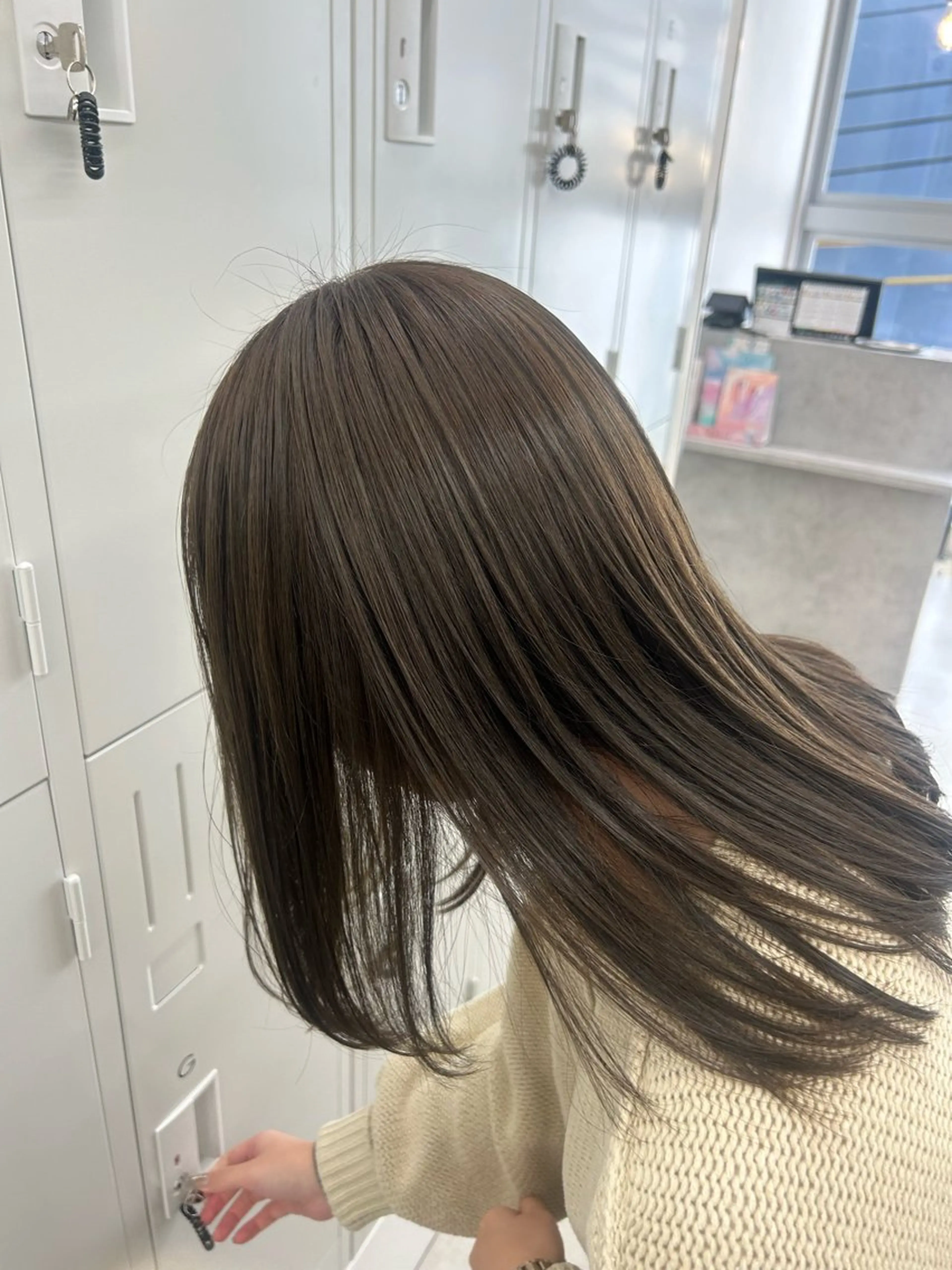 ワンカラー＋Aujuaプチトリートメント＋超音波アイロン(メンズも⭕️)の写真