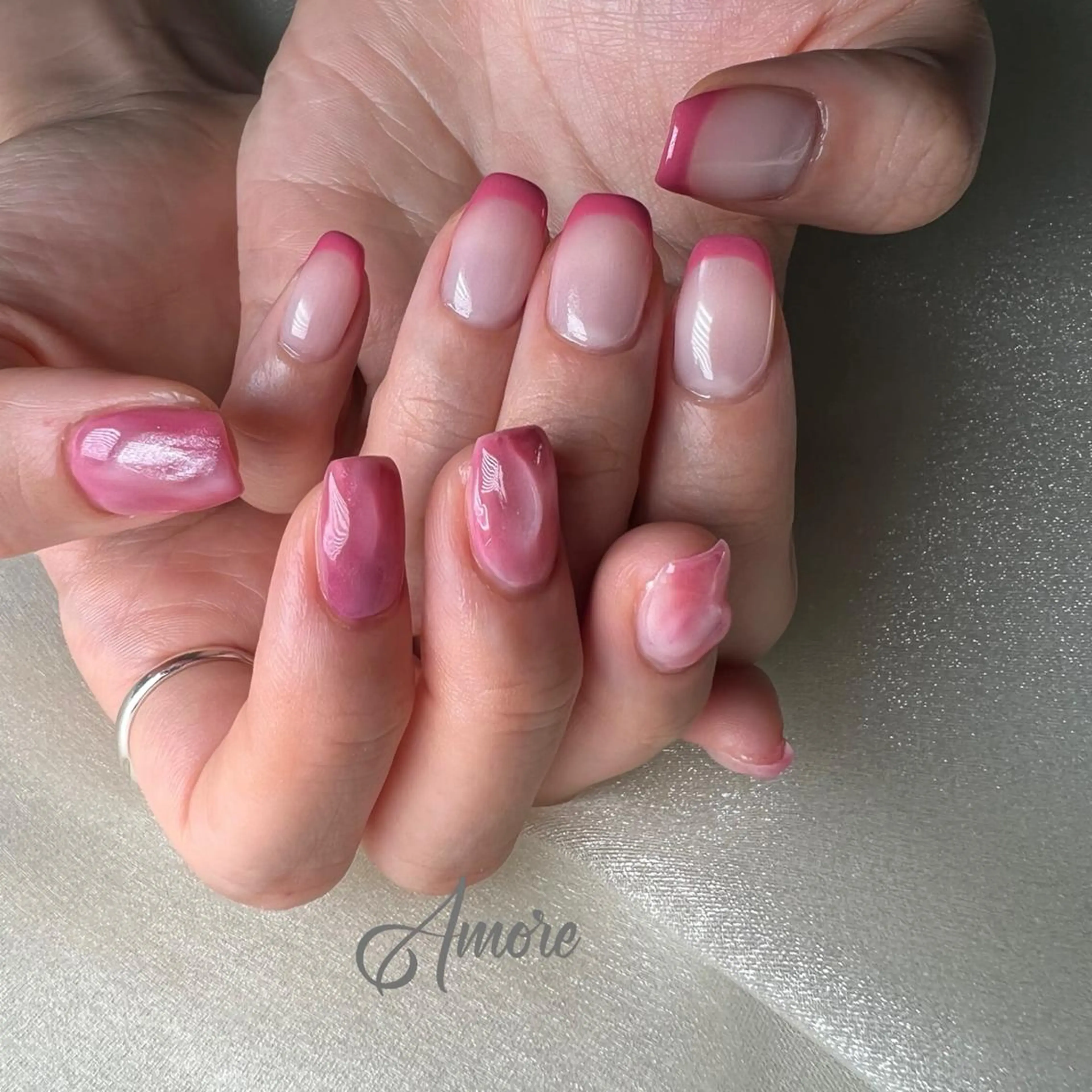 ネイル ジェルネイル 氷ネイル・うるうるネイル マグネットネイル ミラーネイル ニュアンスネイル You kyehwaのネイルデザイン