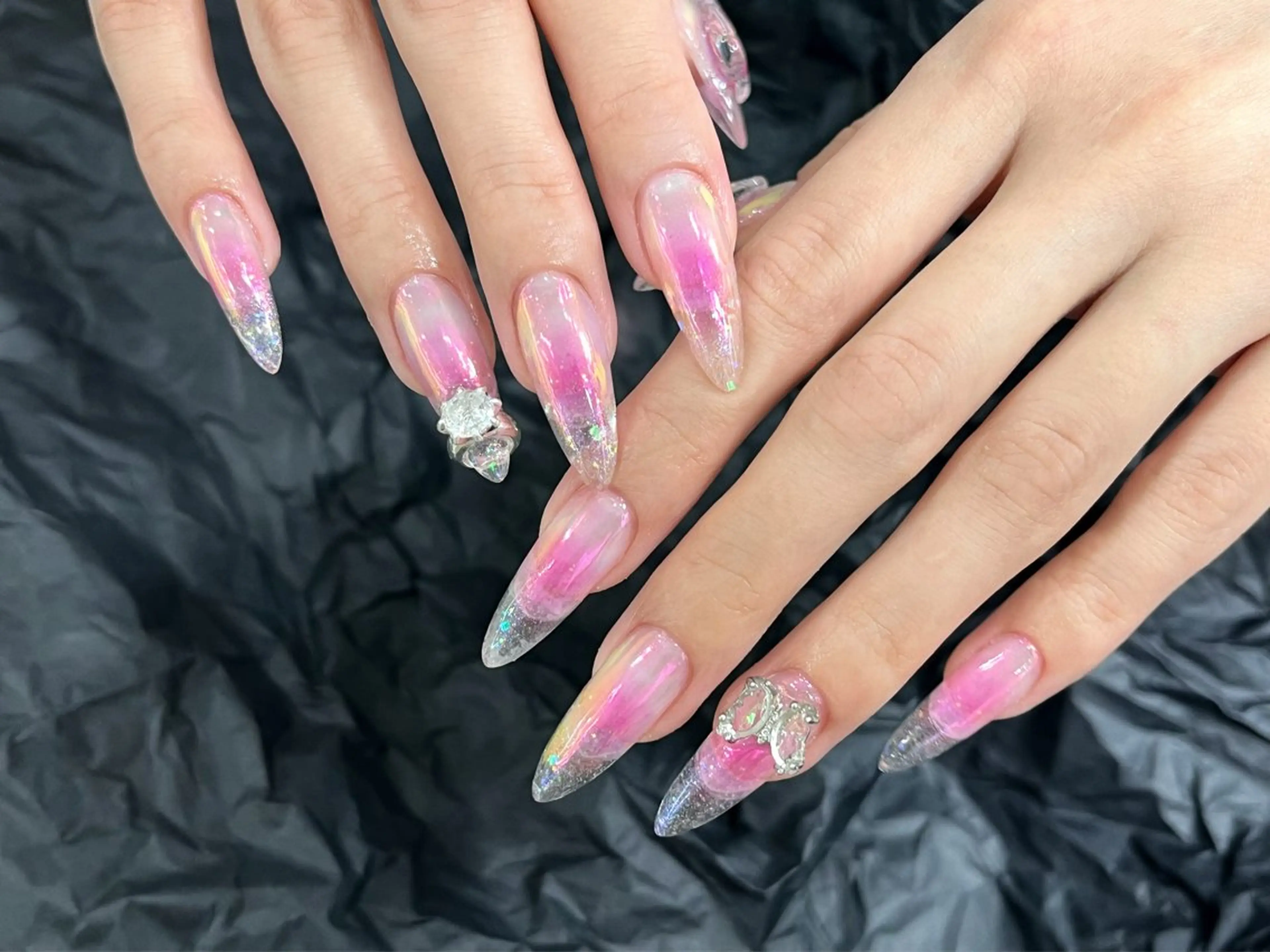 ロング ハンドネイル Echo Nail Salonのネイルデザイン