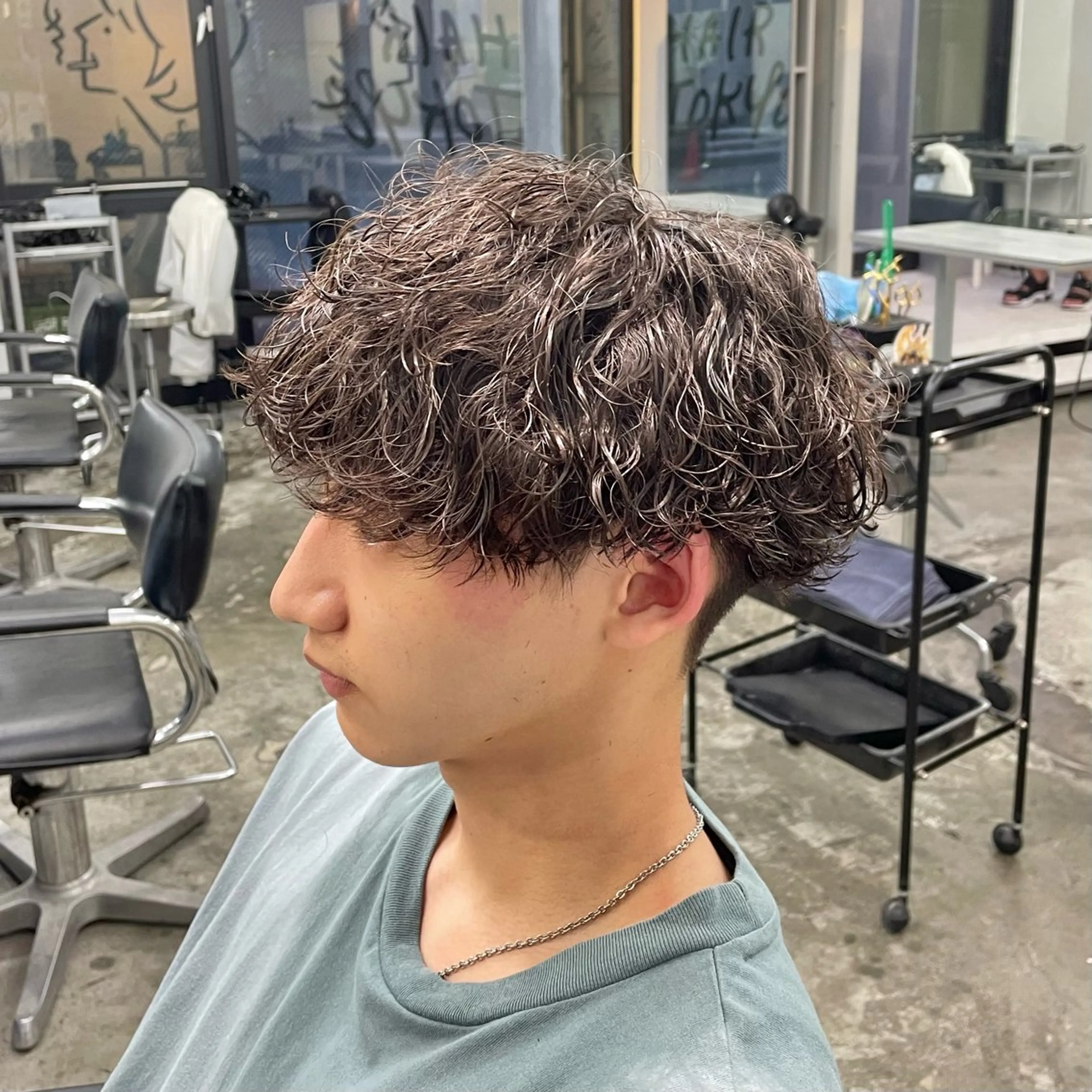 ショート パーマ メンズ 波巻きパーマ カット パーマ メンズ特化美容師/ 藤戸 椋のヘアスタイル