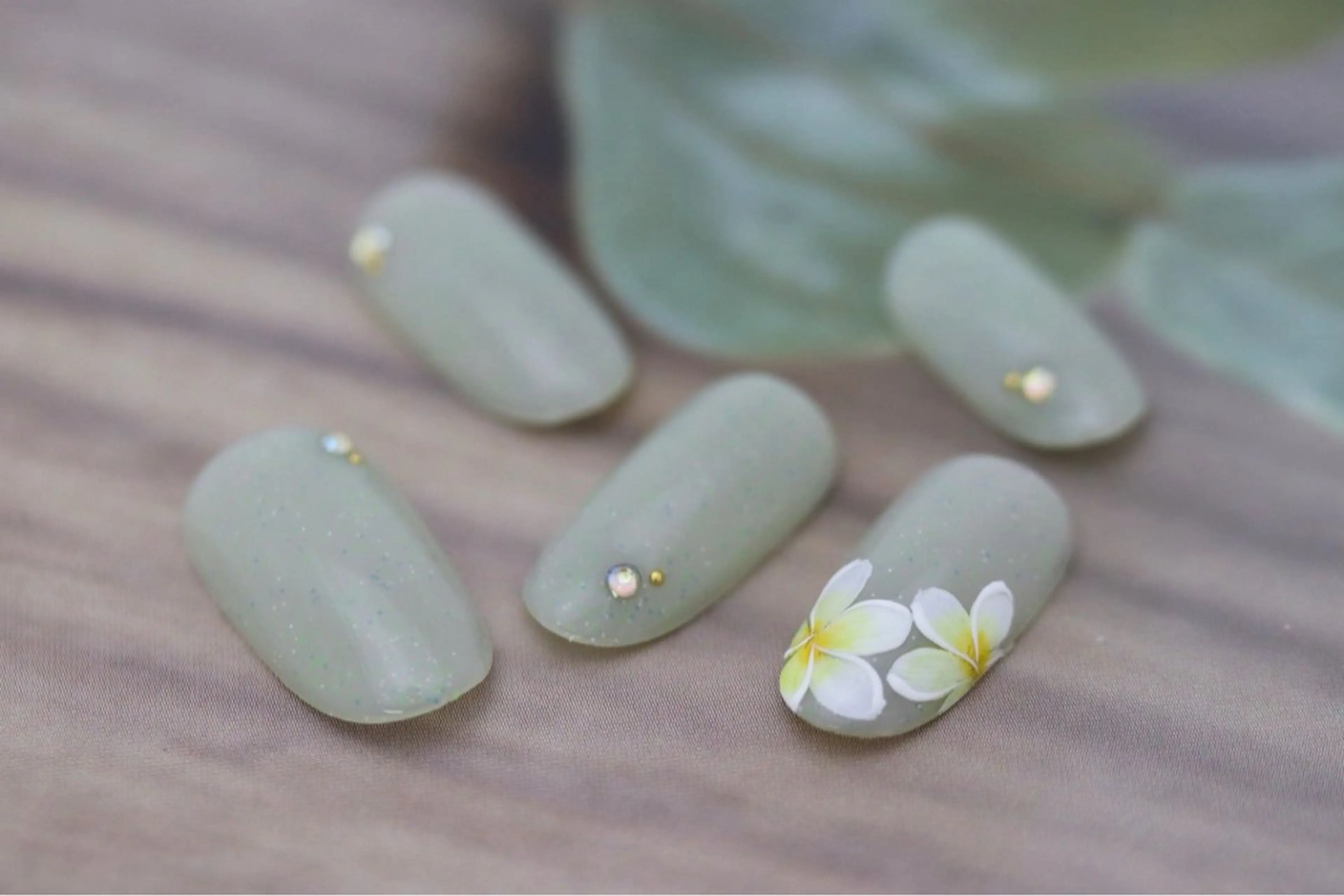 ネイル ネイルルージュ所属・ネイル ルージュのネイルデザイン