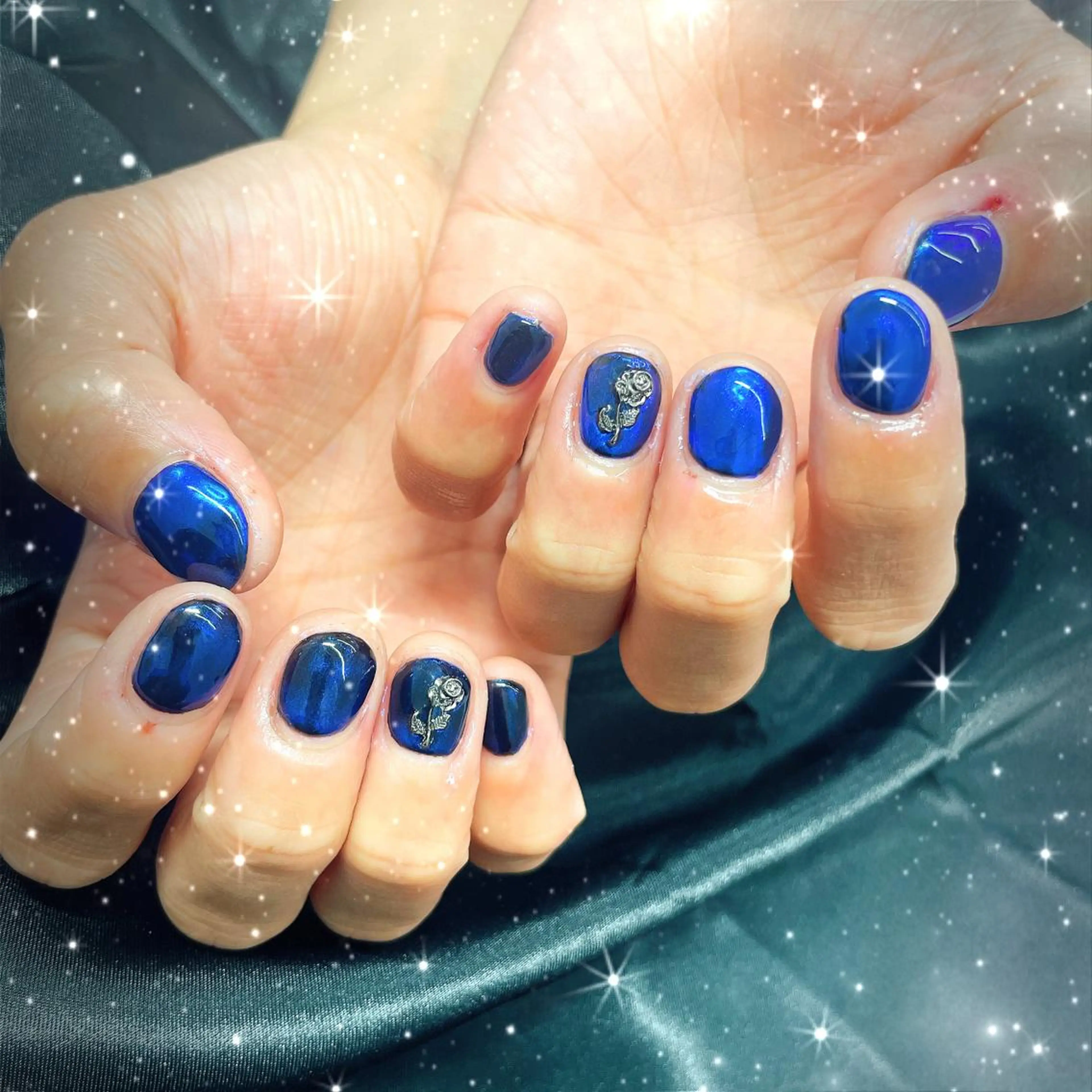 ネイル オーロラネイル ブルー GO TODAY 原宿Kalon店所属・kalon_nail Seinaのネイルデザイン