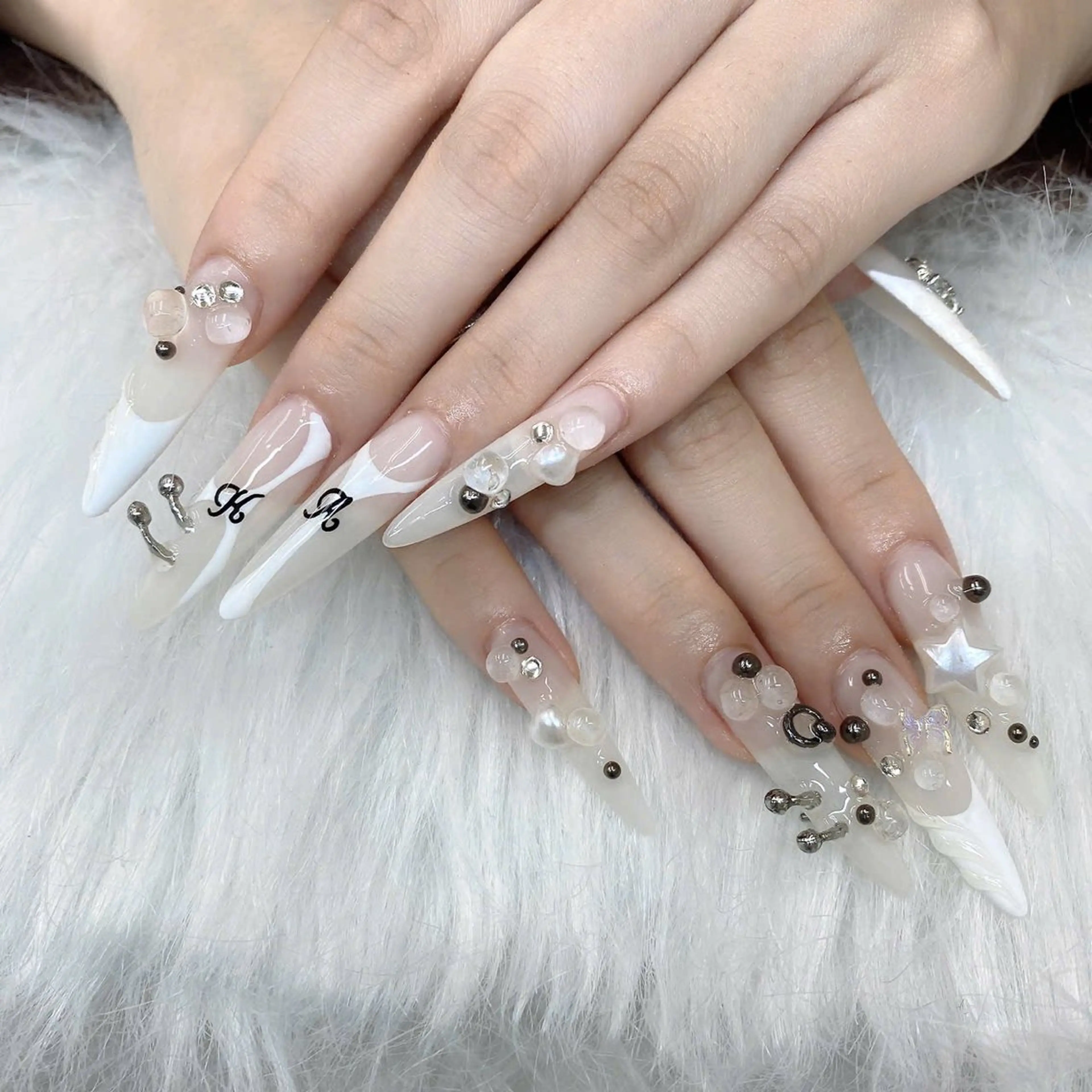 ネイル LETHI LINHのネイルデザイン