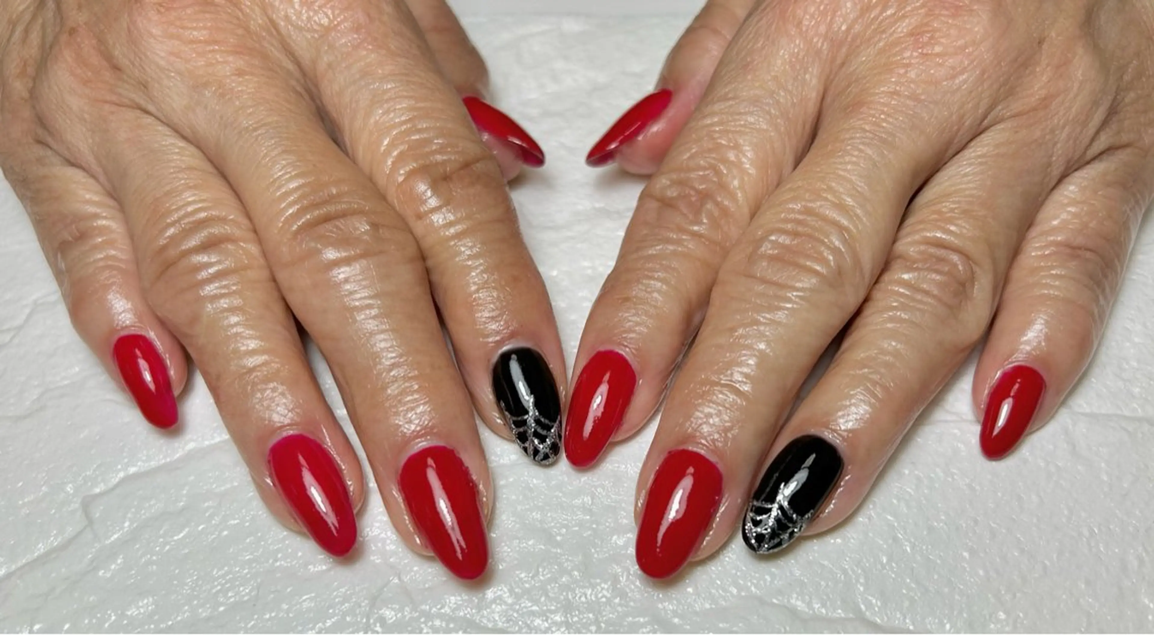 ネイル 深爪・自爪育成専門 MAHALOHIのネイルデザイン