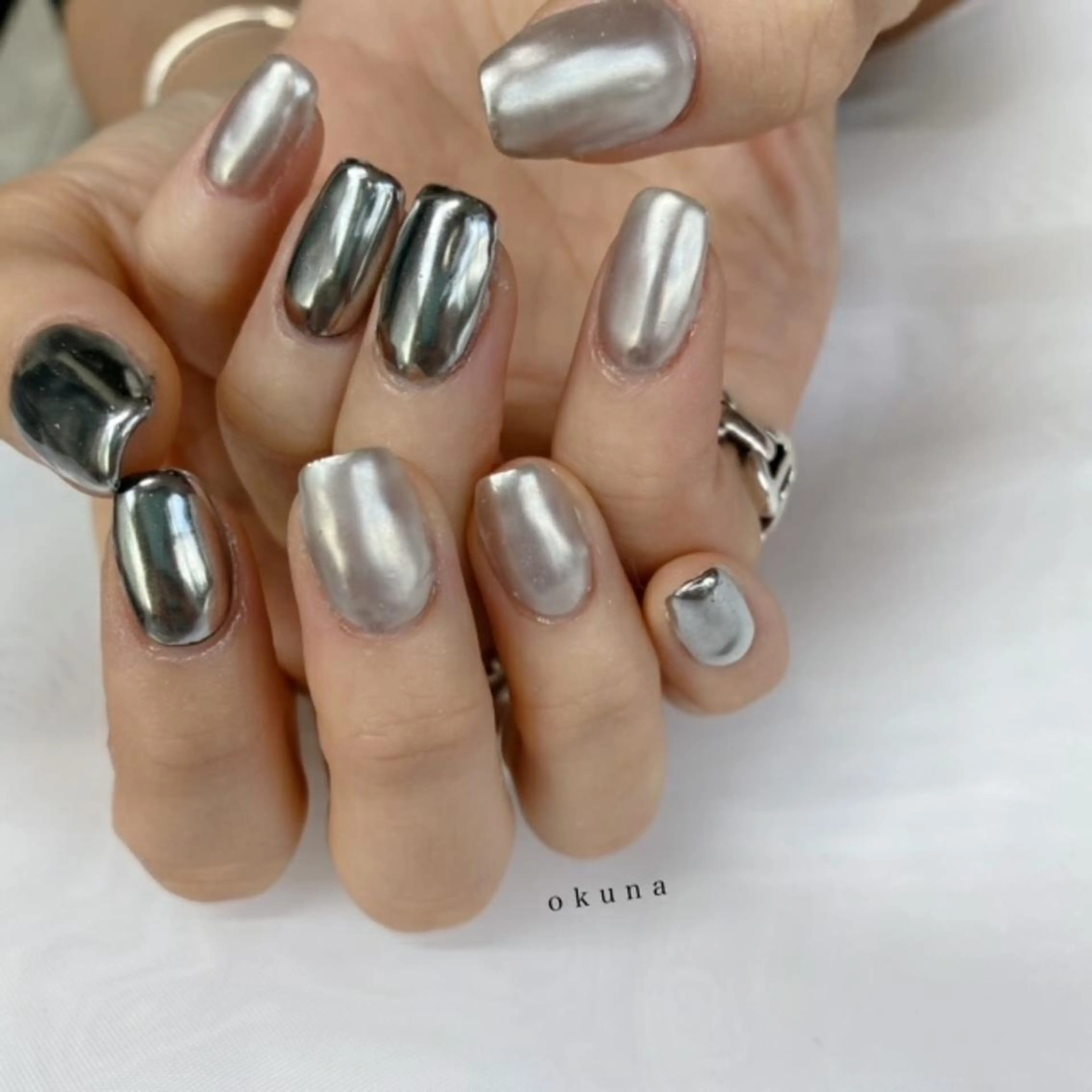 ネイル マグネットネイル ミラーネイル ニュアンスネイル ハンドネイル パンチャパンチャ ネイルサロンのネイルデザイン