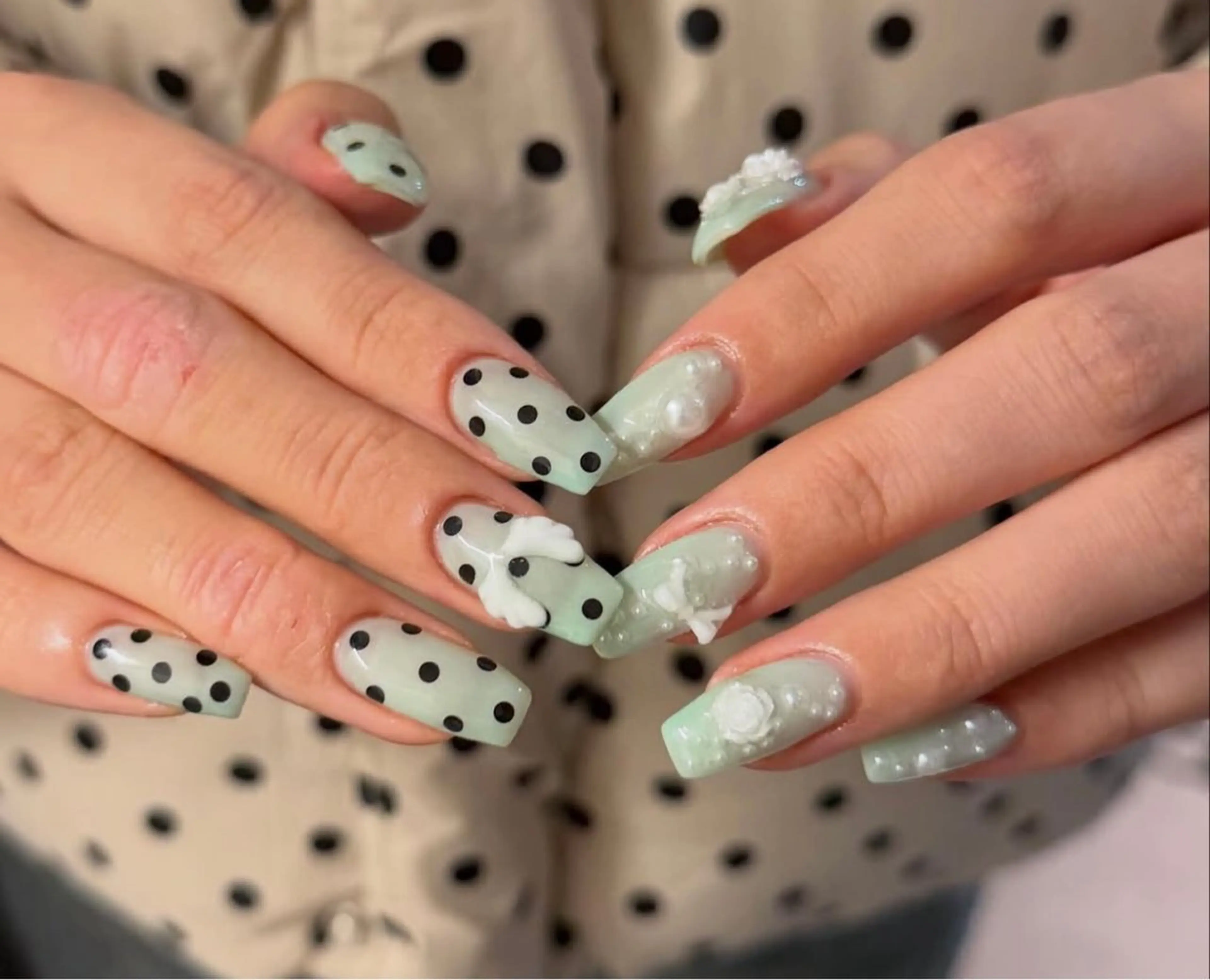 ネイル ジェルネイル パラジェル スカルプネイル ネイルチップ ハンドネイル NiJi Nailsのネイルデザイン