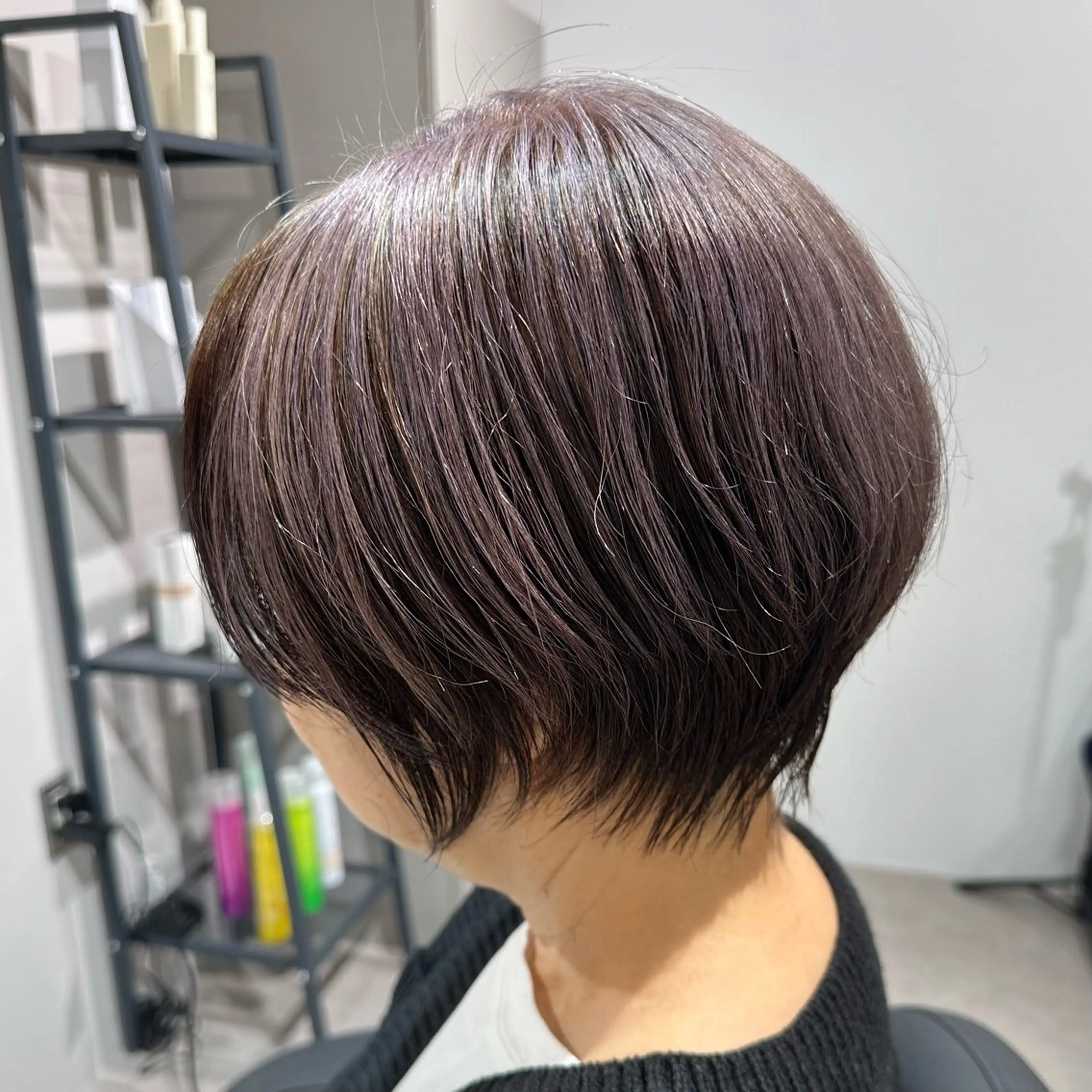 ショート カラー 高月 瞭のヘアスタイル