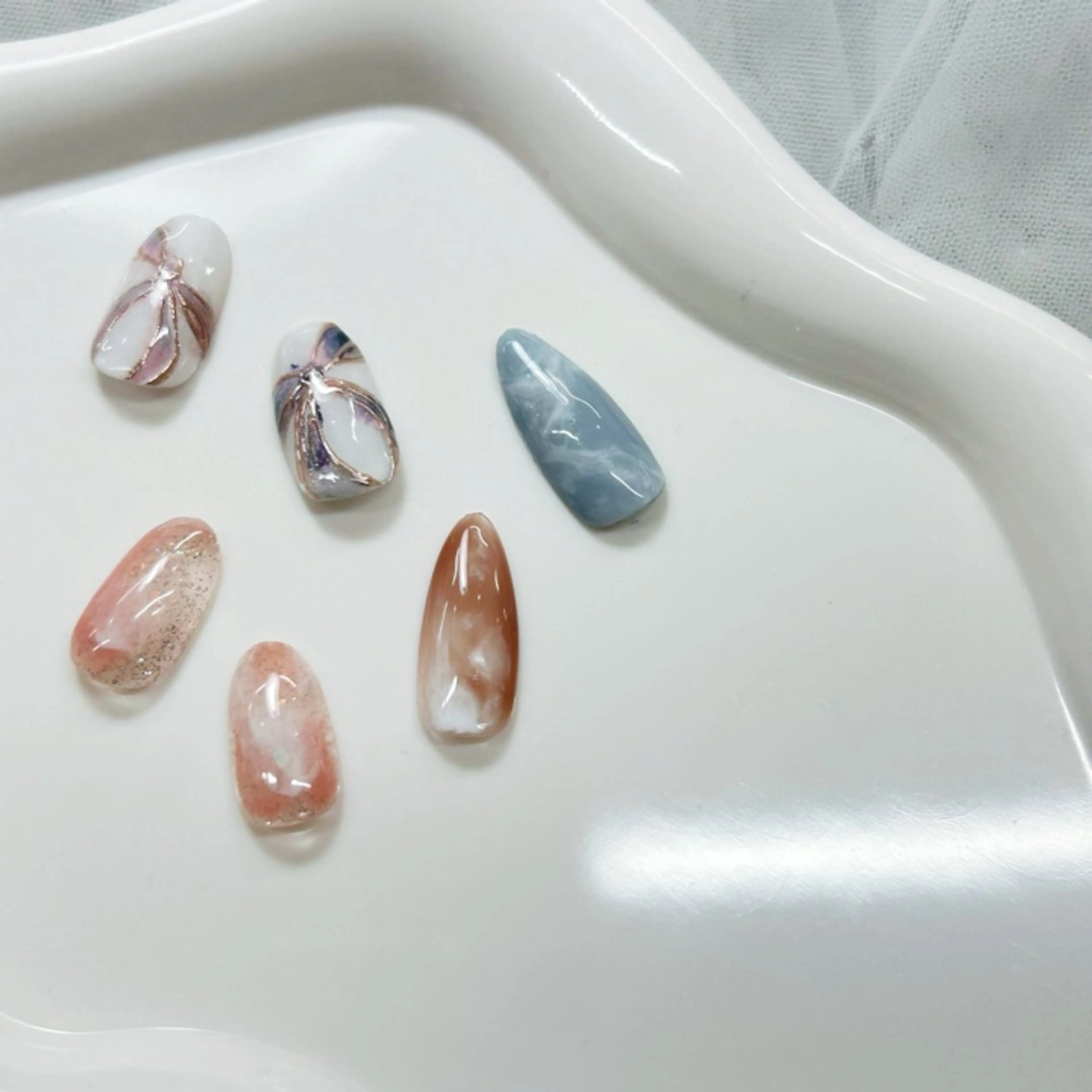 ネイル ANNE綾瀬店 eriのネイルデザイン