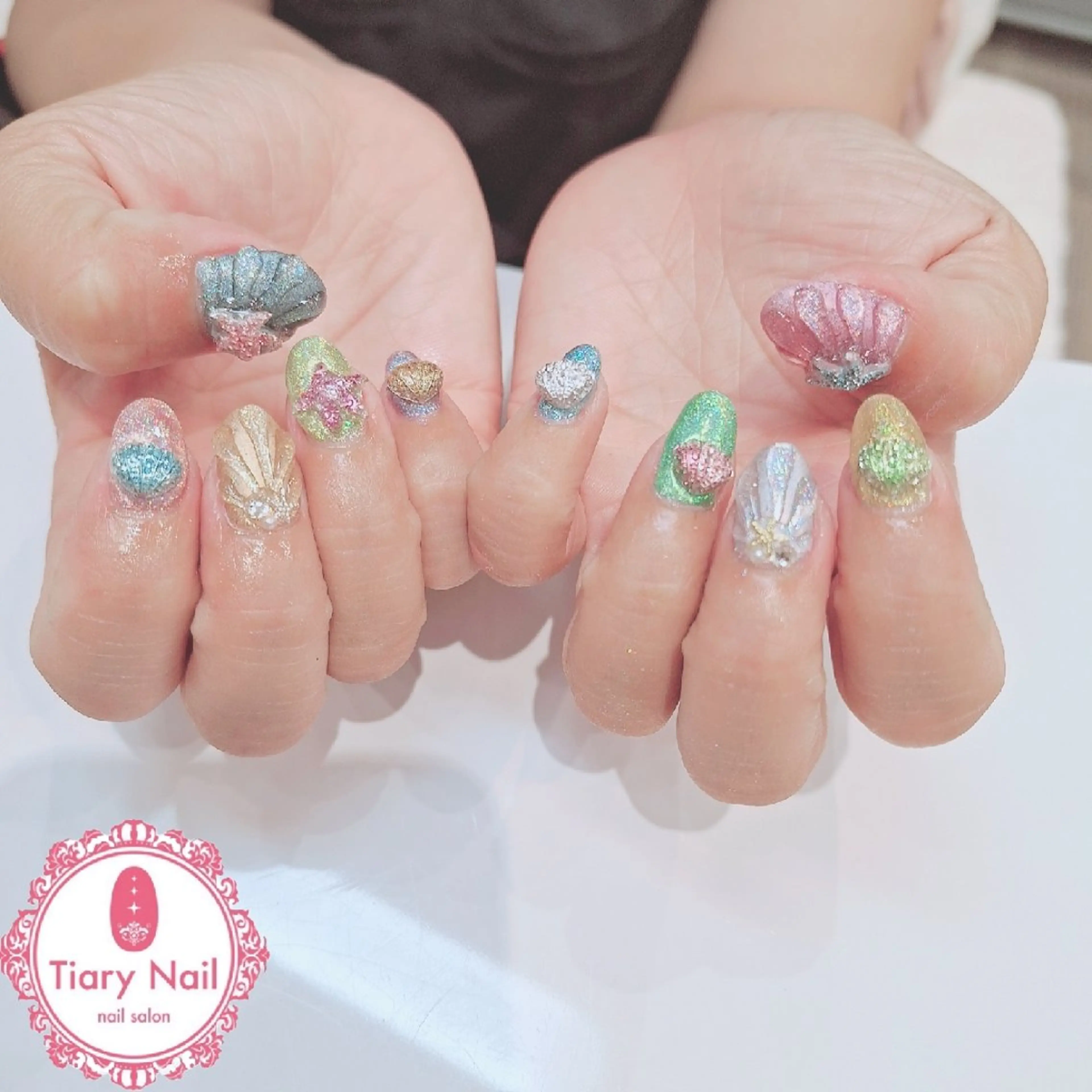 ネイル ハンドネイル Tiary🤍 Sachikaのネイルデザイン