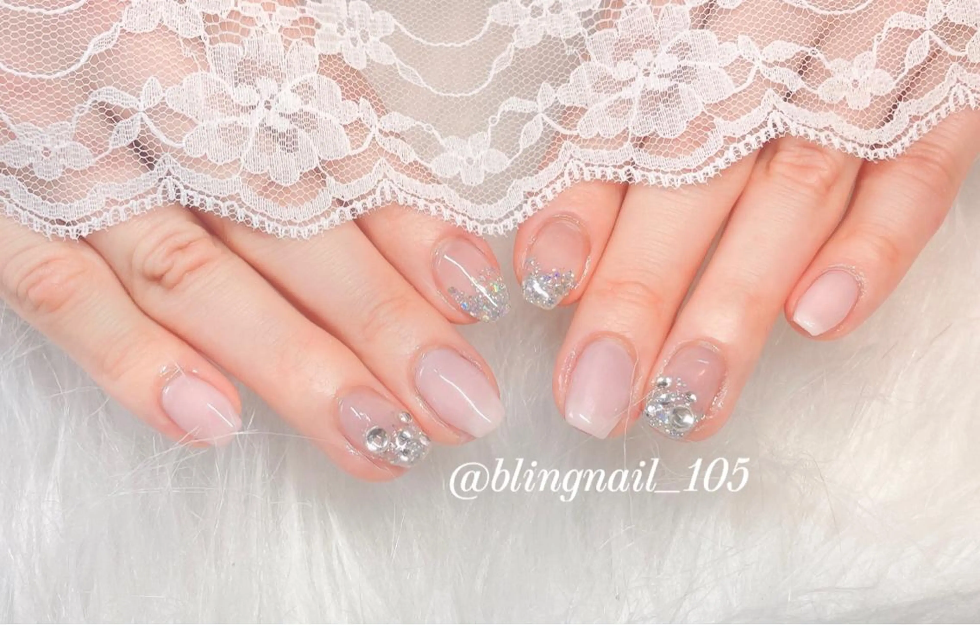 ネイル 23時まで❤︎韓国、 ワンホンネイルのネイルデザイン