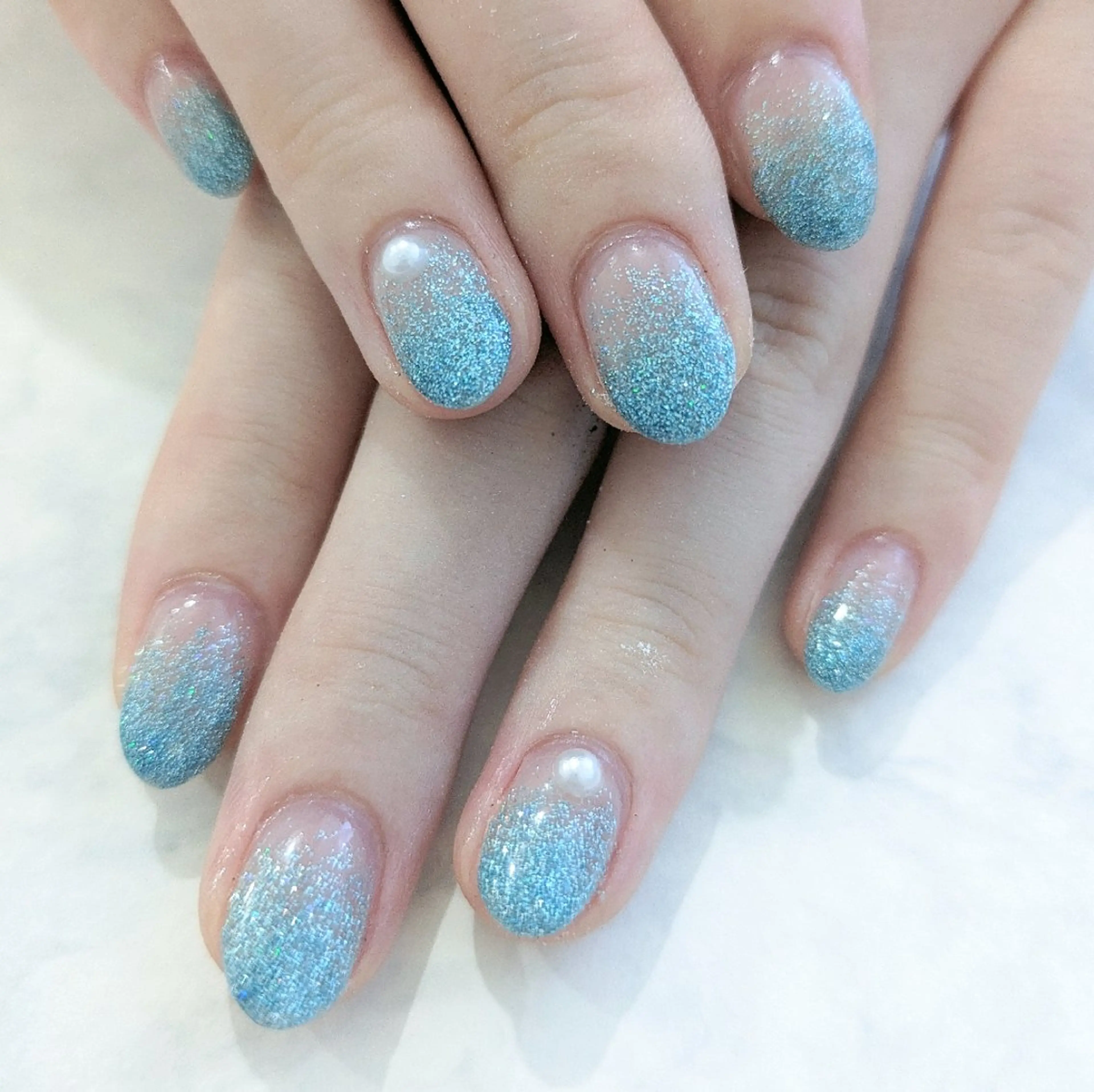 ネイル ラメ(グリッター) ラメグラデーション Gerbera Nailistのネイルデザイン