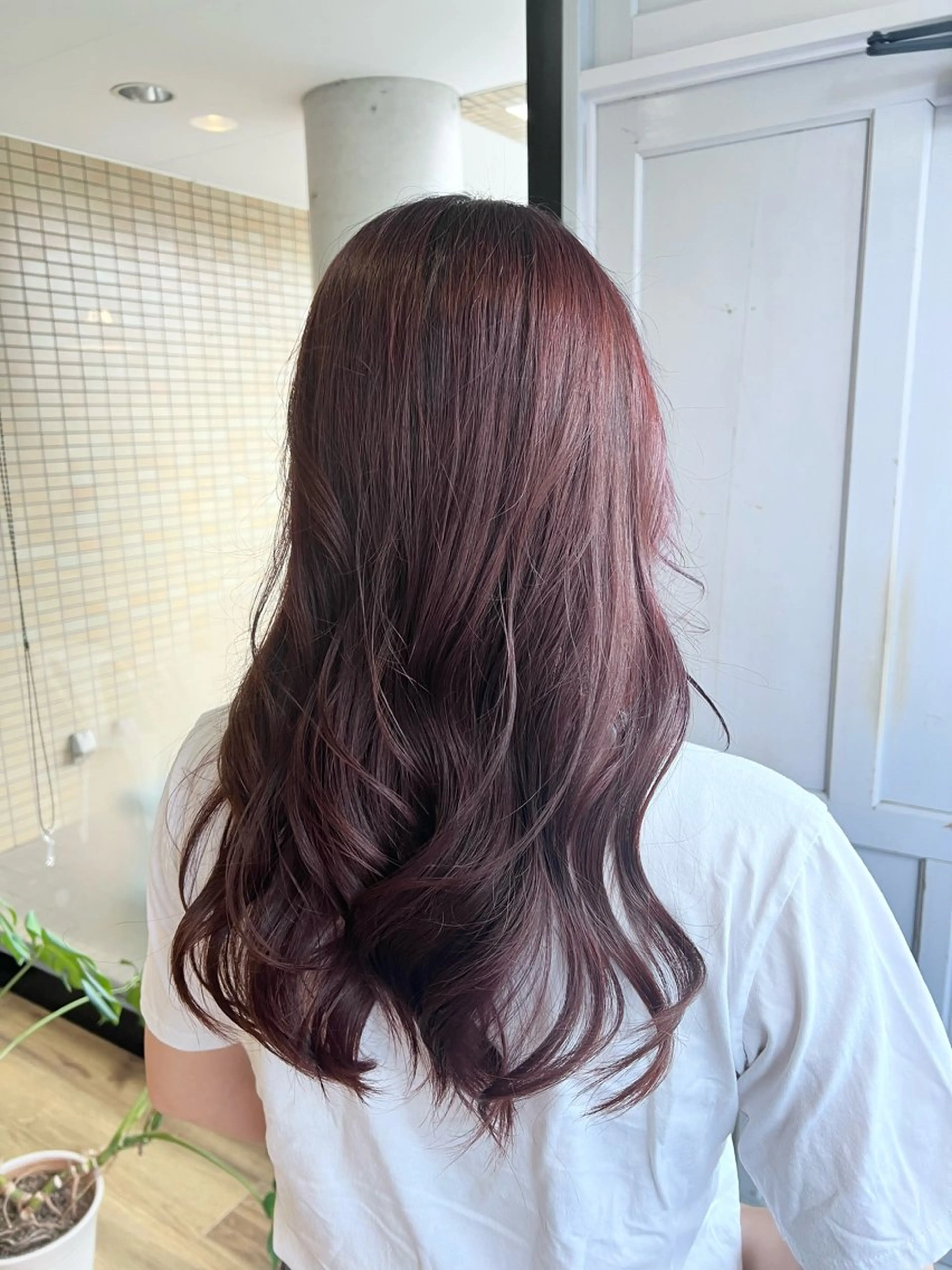 ロング カラー ブラウンカラー ピンクカラー ピンクブラウン ヘアカラー トリートメント ツキダテ ユイのヘアスタイル