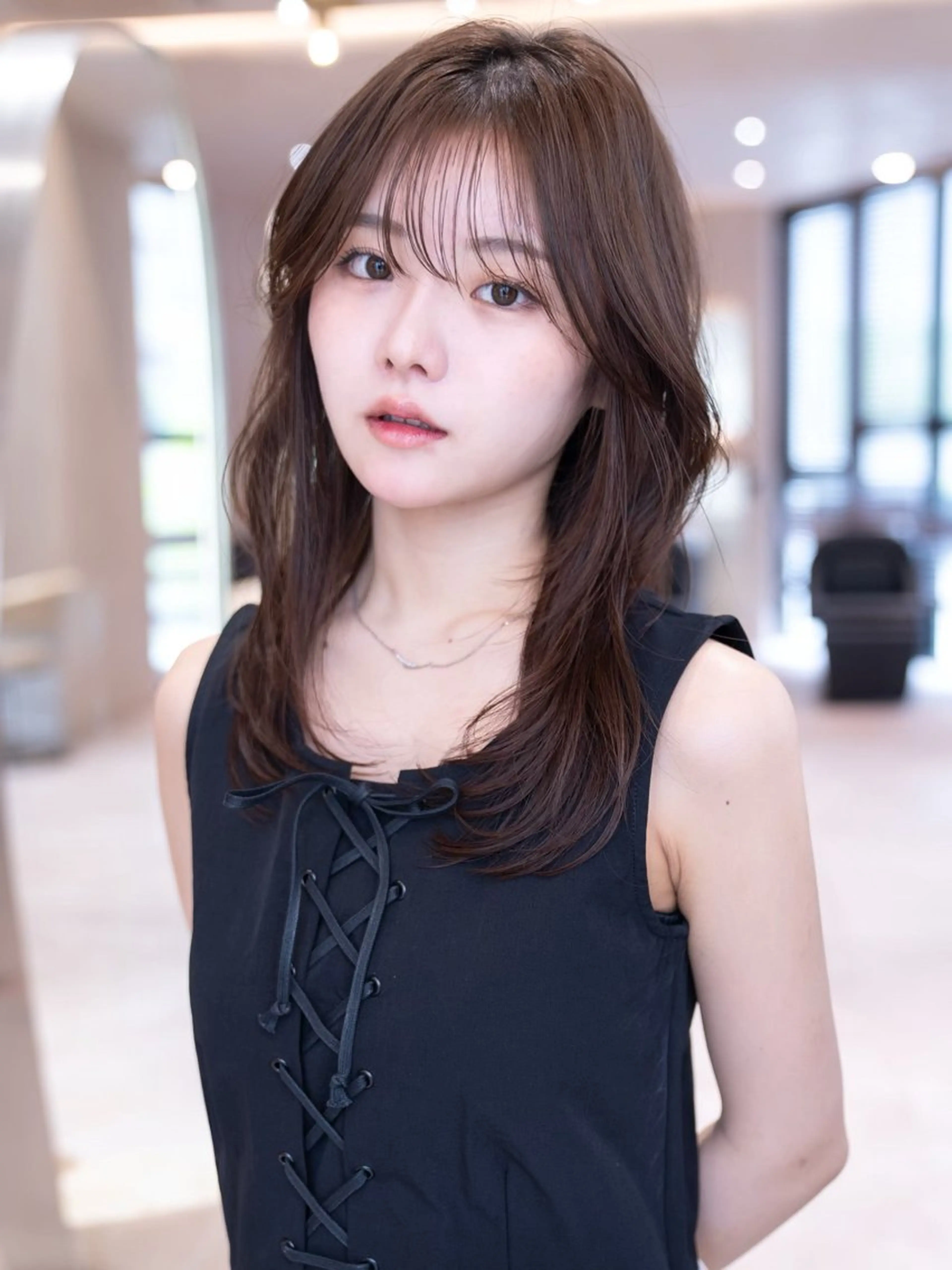 セミロング カット 顔周りカット/ 透明感カラー/ユナのヘアスタイル