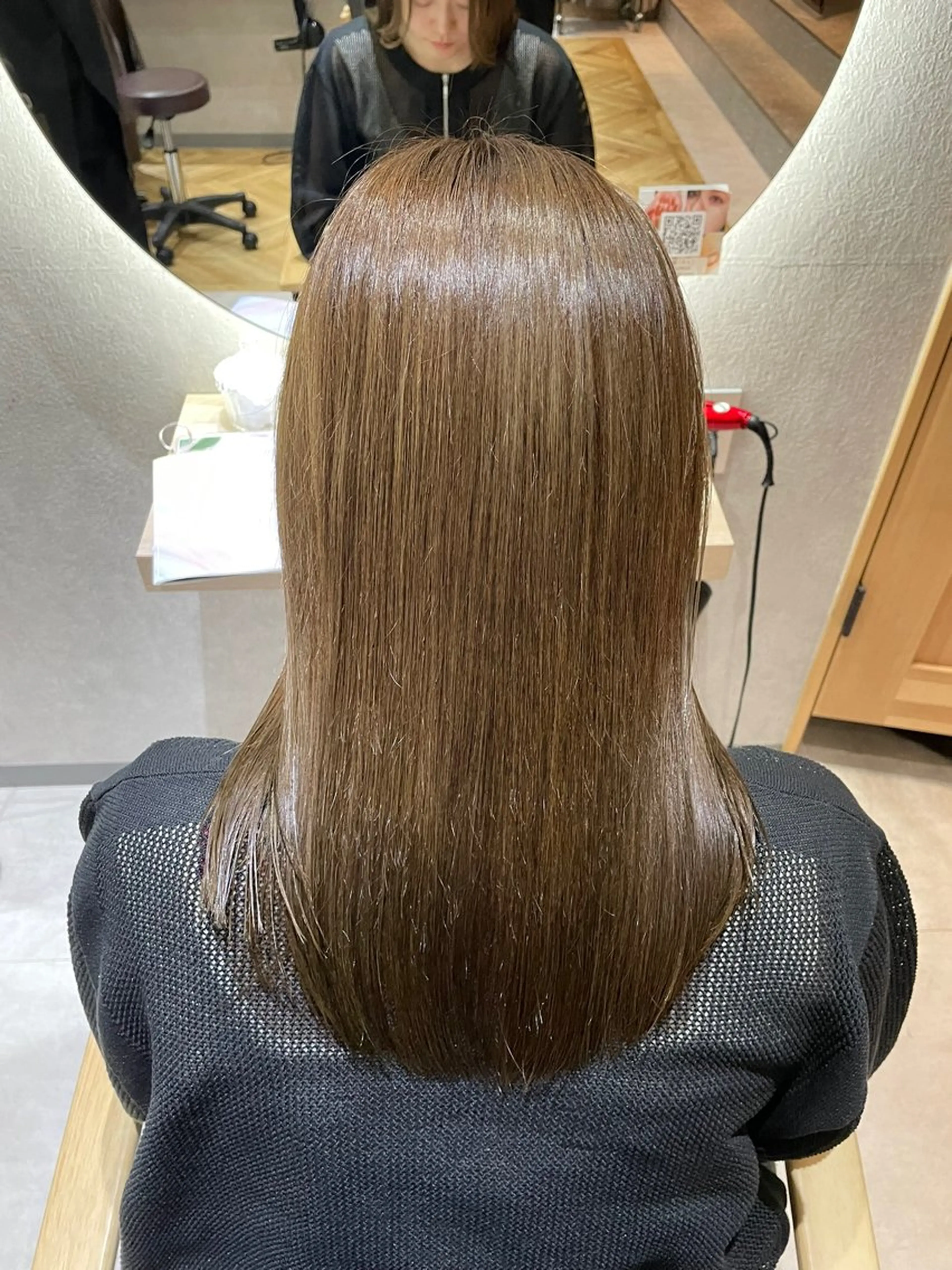 セミロング カラー Zina 福岡天神所属・フェイスレイヤー/ 小顔/髪質改善　関のヘアスタイル