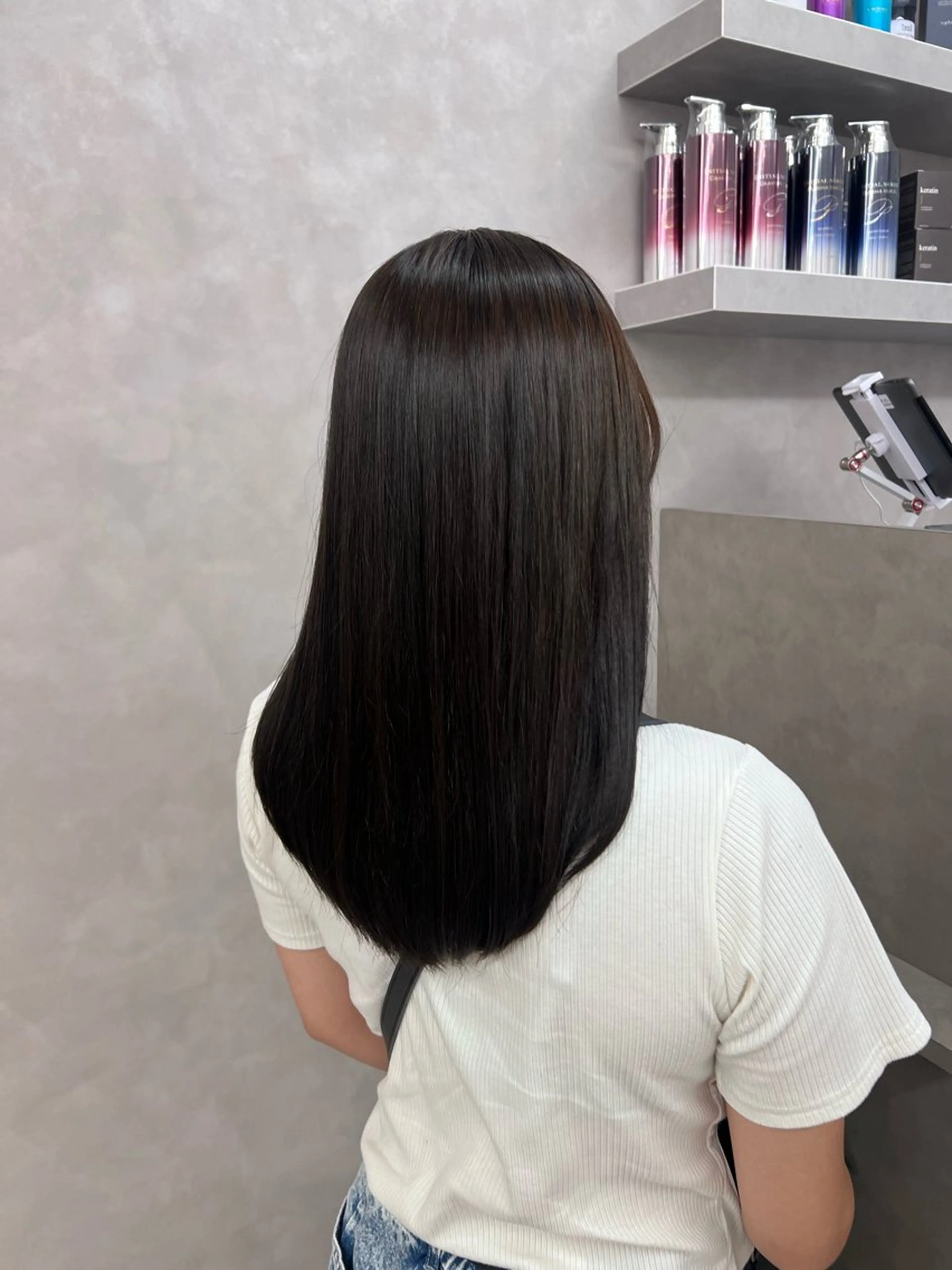 セミロング カット トリートメント Omnis所属・山中 欧輔のヘアスタイル