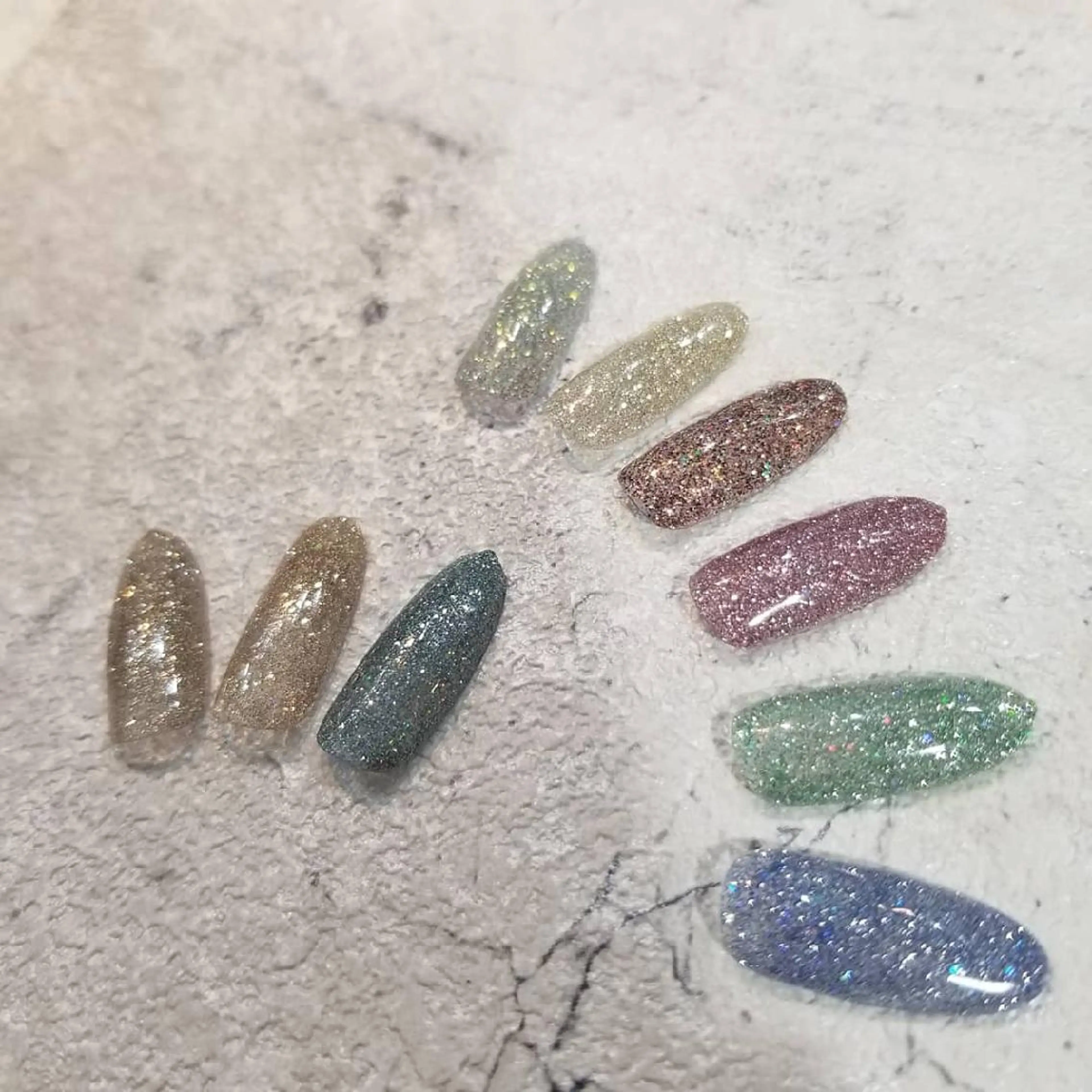 ネイル フラッシュネイル ラメ(グリッター) nailatelier nijiiro.所属・nijiiro🌈 サトウのネイルデザイン