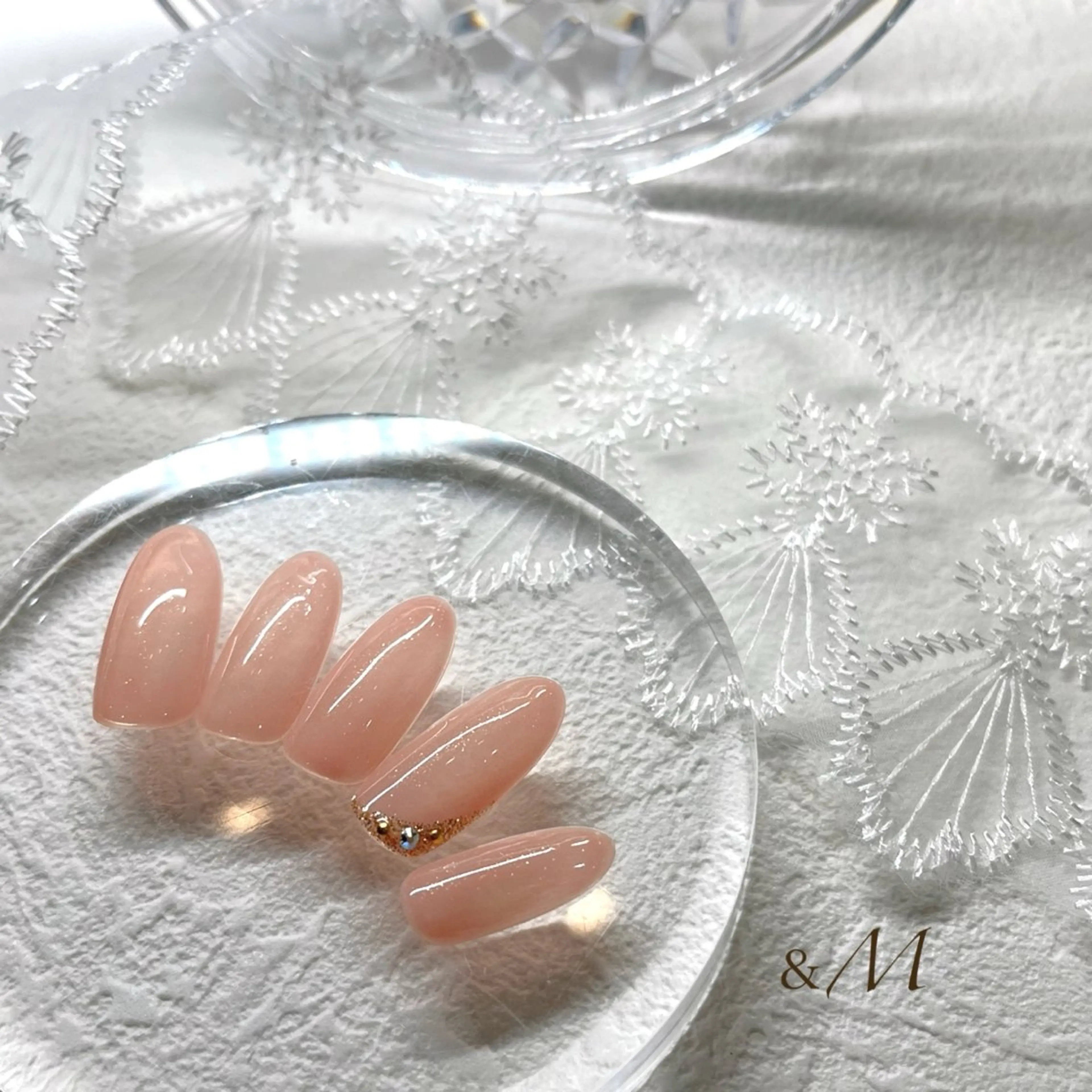 ネイル アンドエム ＆Ｍのネイルデザイン