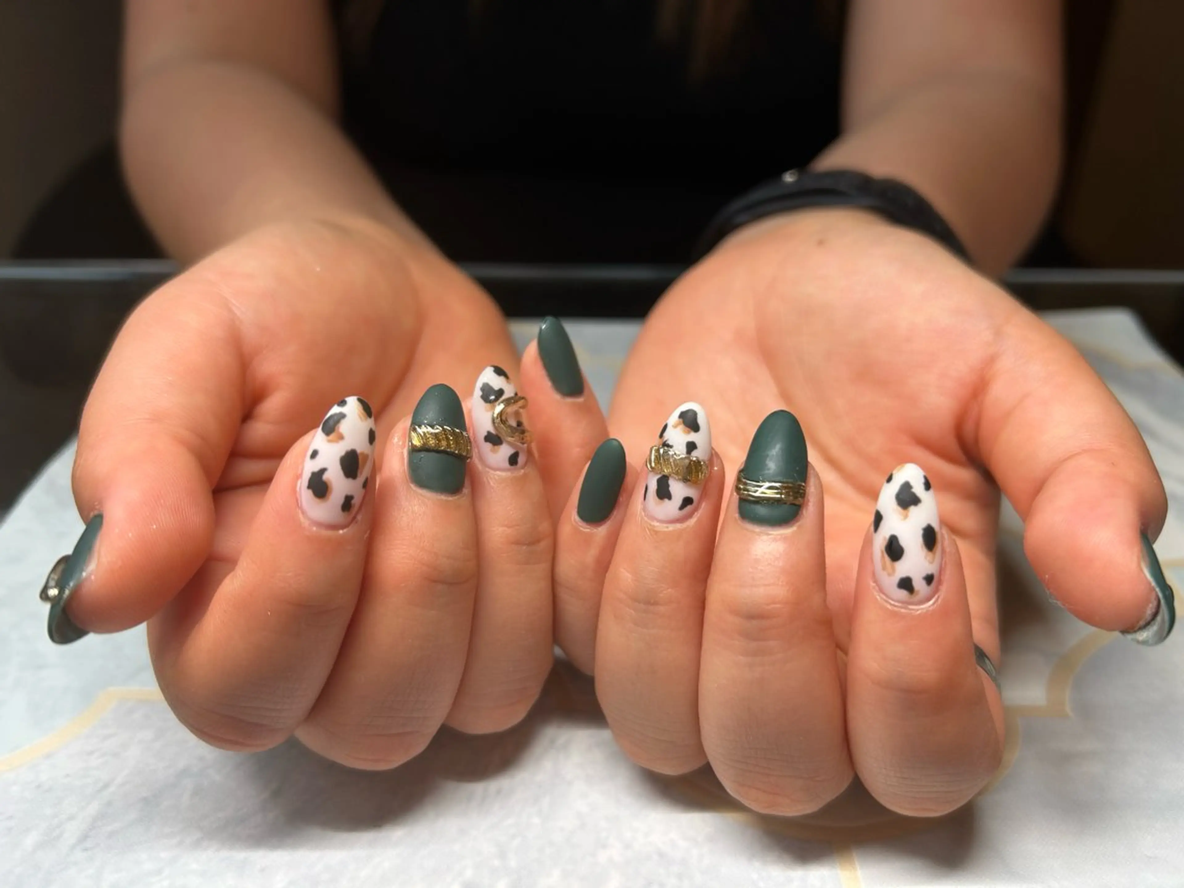 ネイル アートネイル ハンドネイル Lisa’s Salonのネイルデザイン