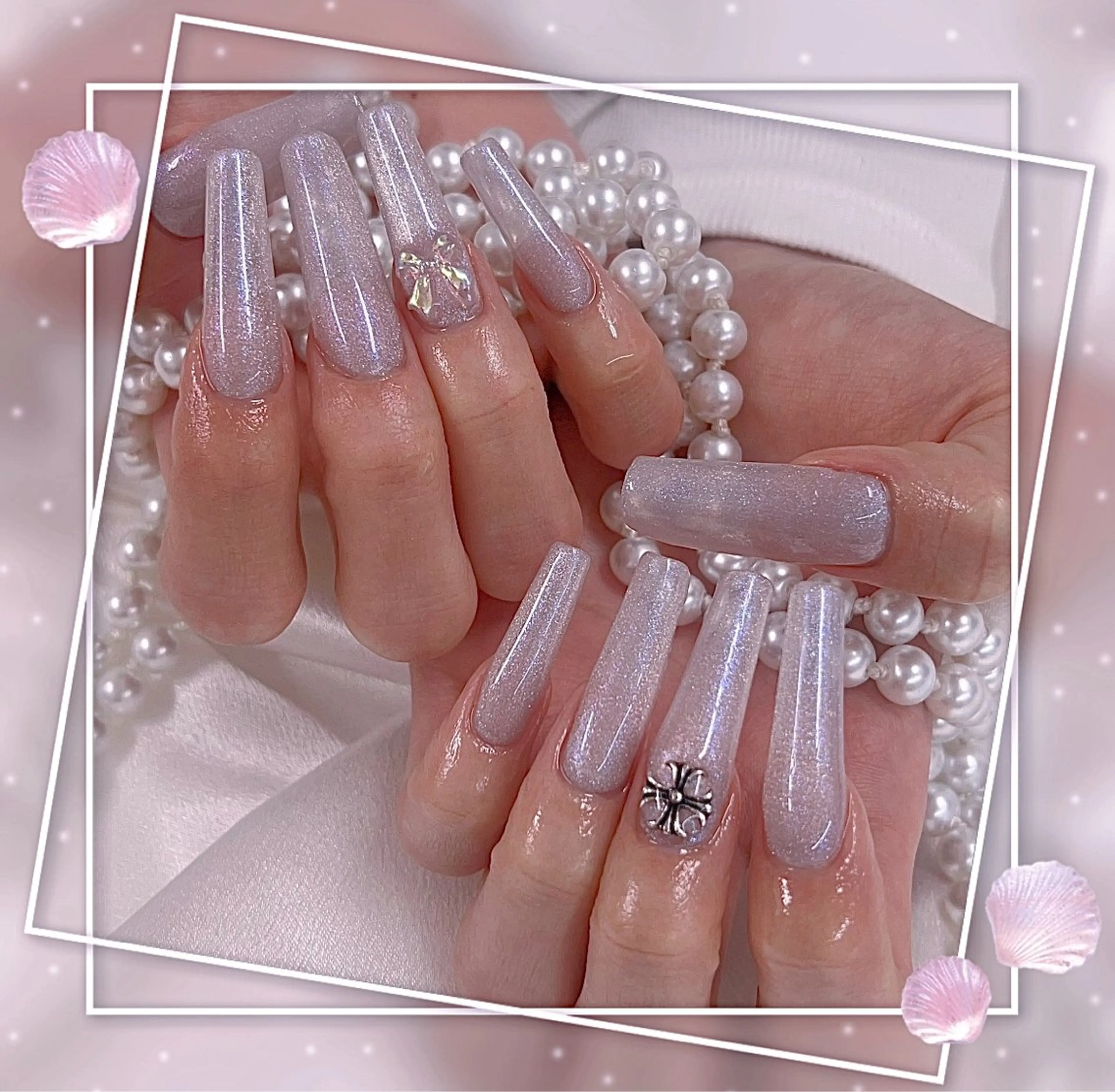 ネイル グラデーション キラキラネイル 韓国ネイル マグネットネイル ピンク ハンドネイル Chill Nailsalonのネイルデザイン