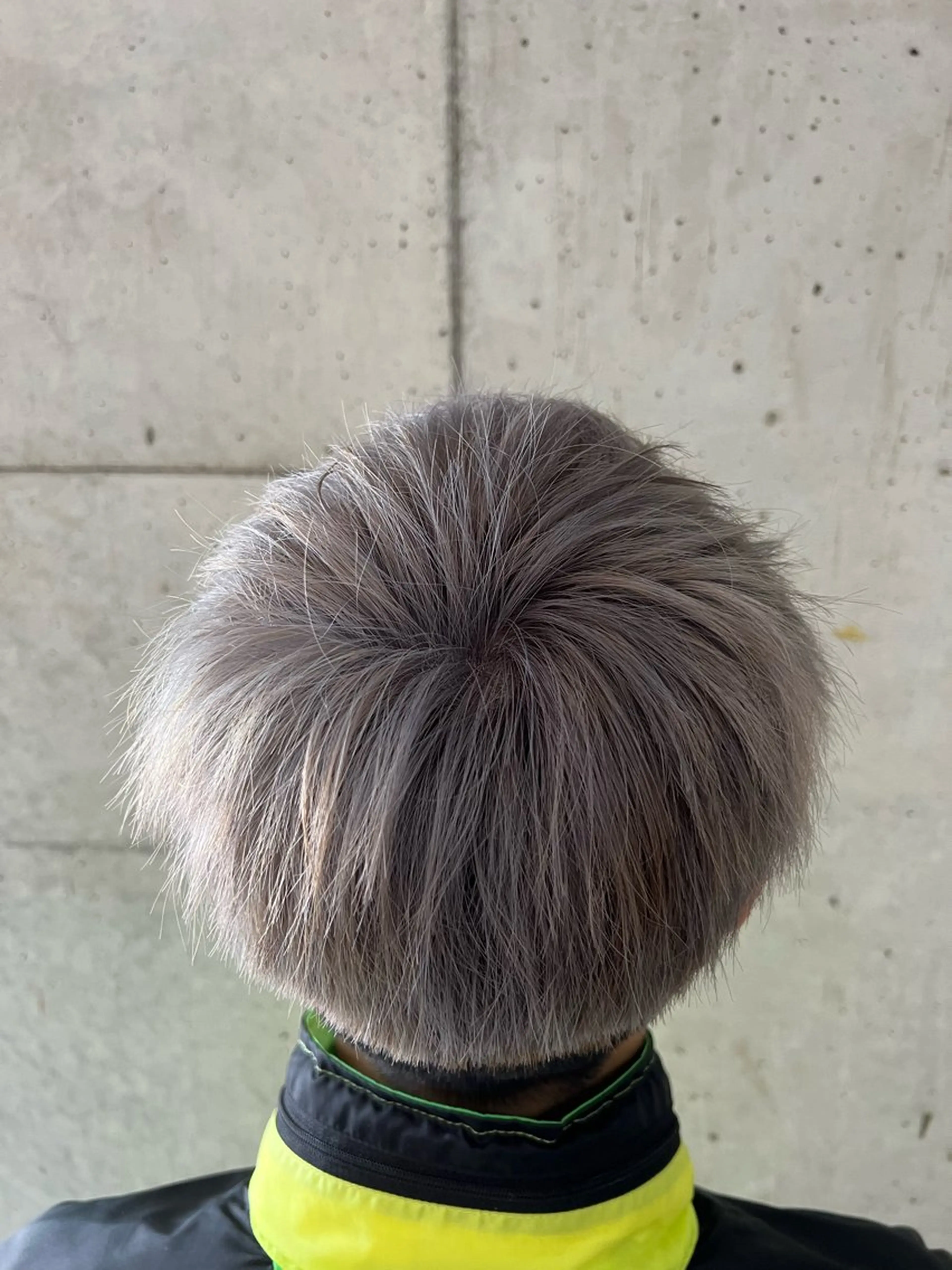 ショート カラー メンズ シルバー keita💫暖色系 💫ハイトーン💫のヘアスタイル