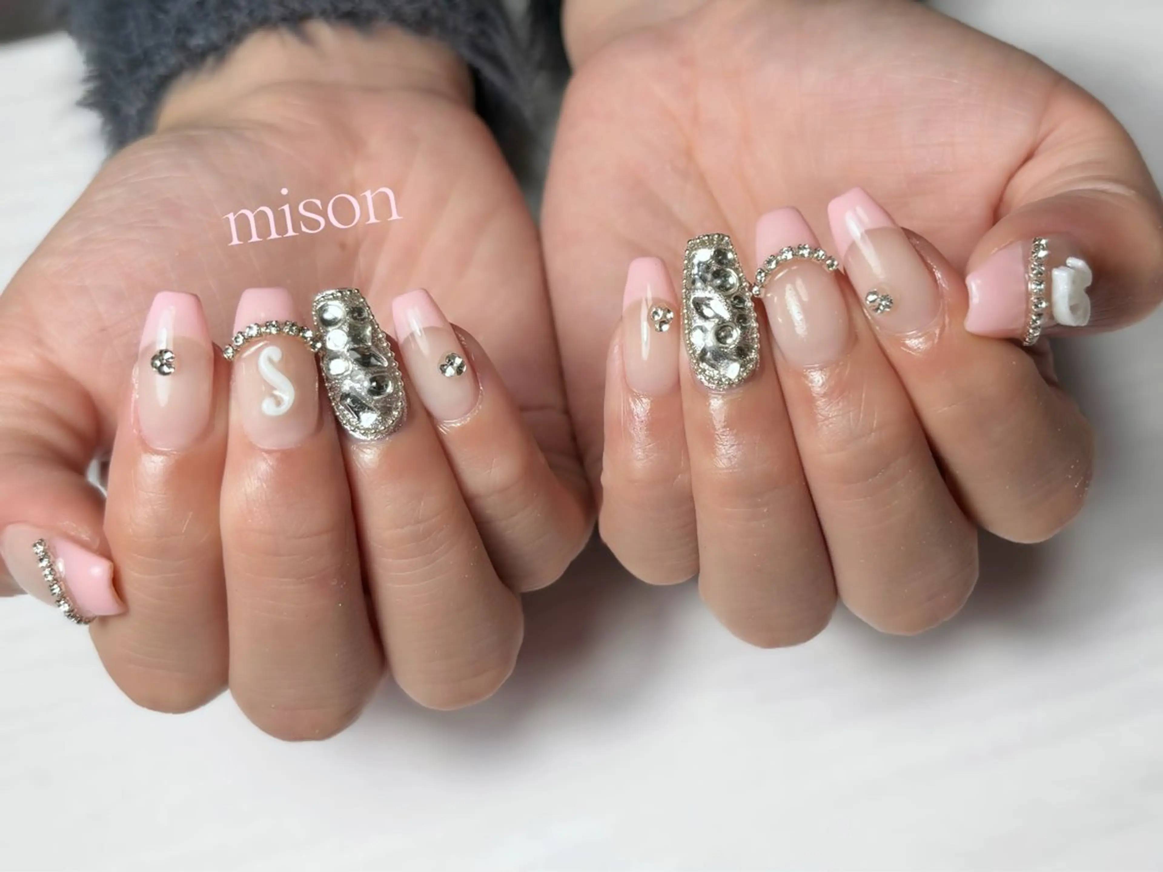 ネイル アートネイル 持ち込み ハンドネイル mison所属・mison 安形友花のネイルデザイン