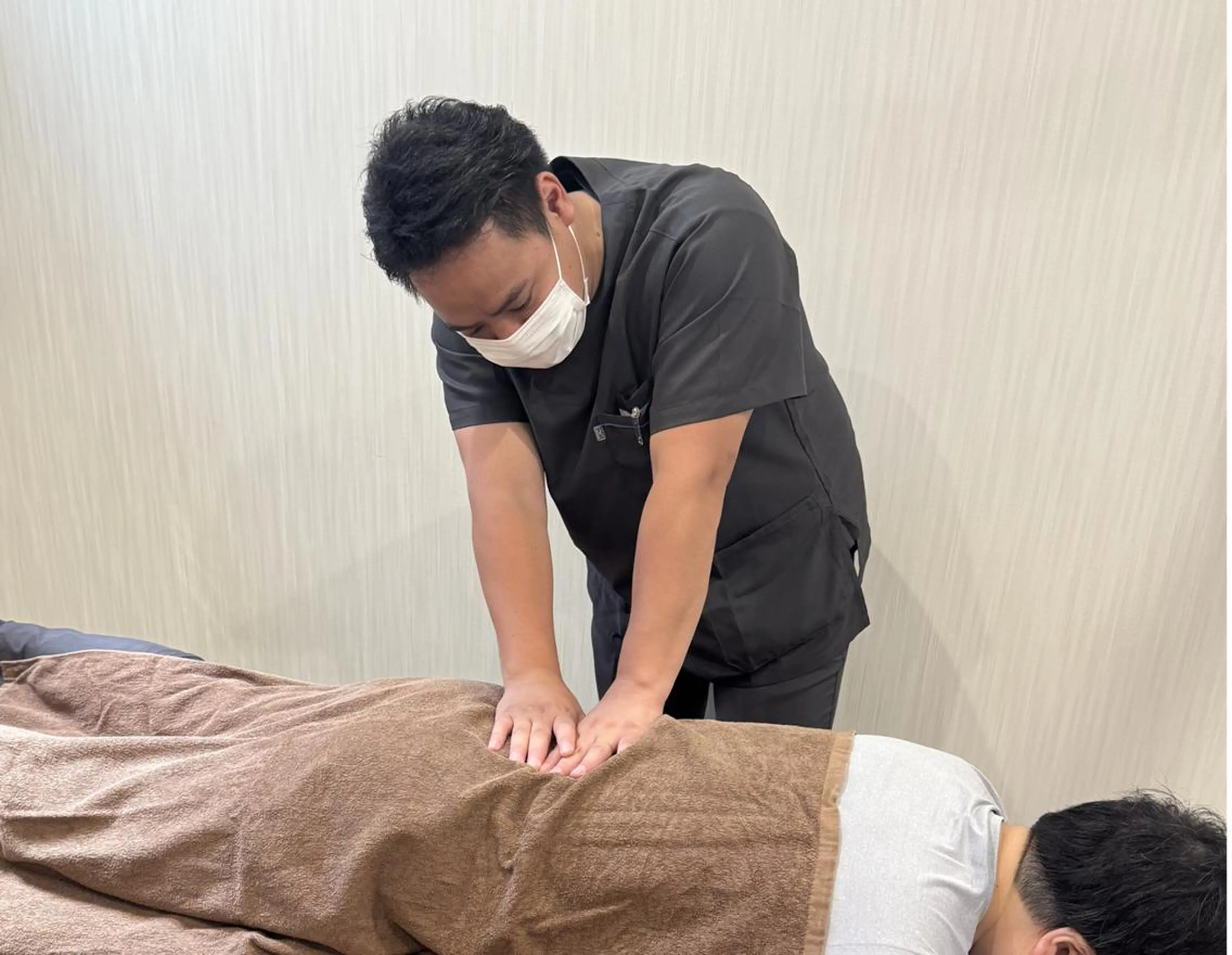 不調の原因をしっかりカウンセリング✍️ どこが悪いのか分からなくても大丈夫🙆 来てから選べる整体60分の写真