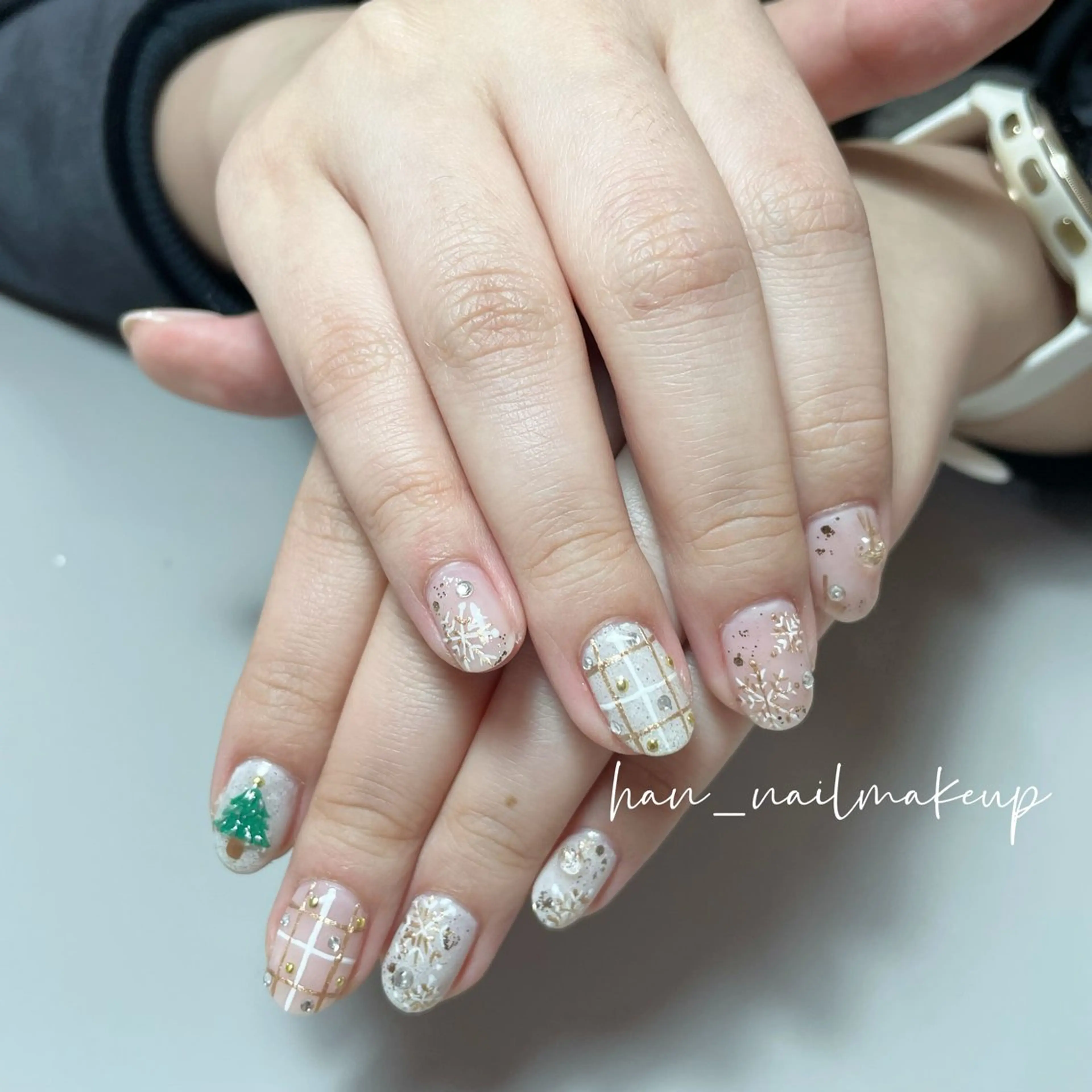 ネイル ハンドネイル Han Nail 【y&m】のネイルデザイン