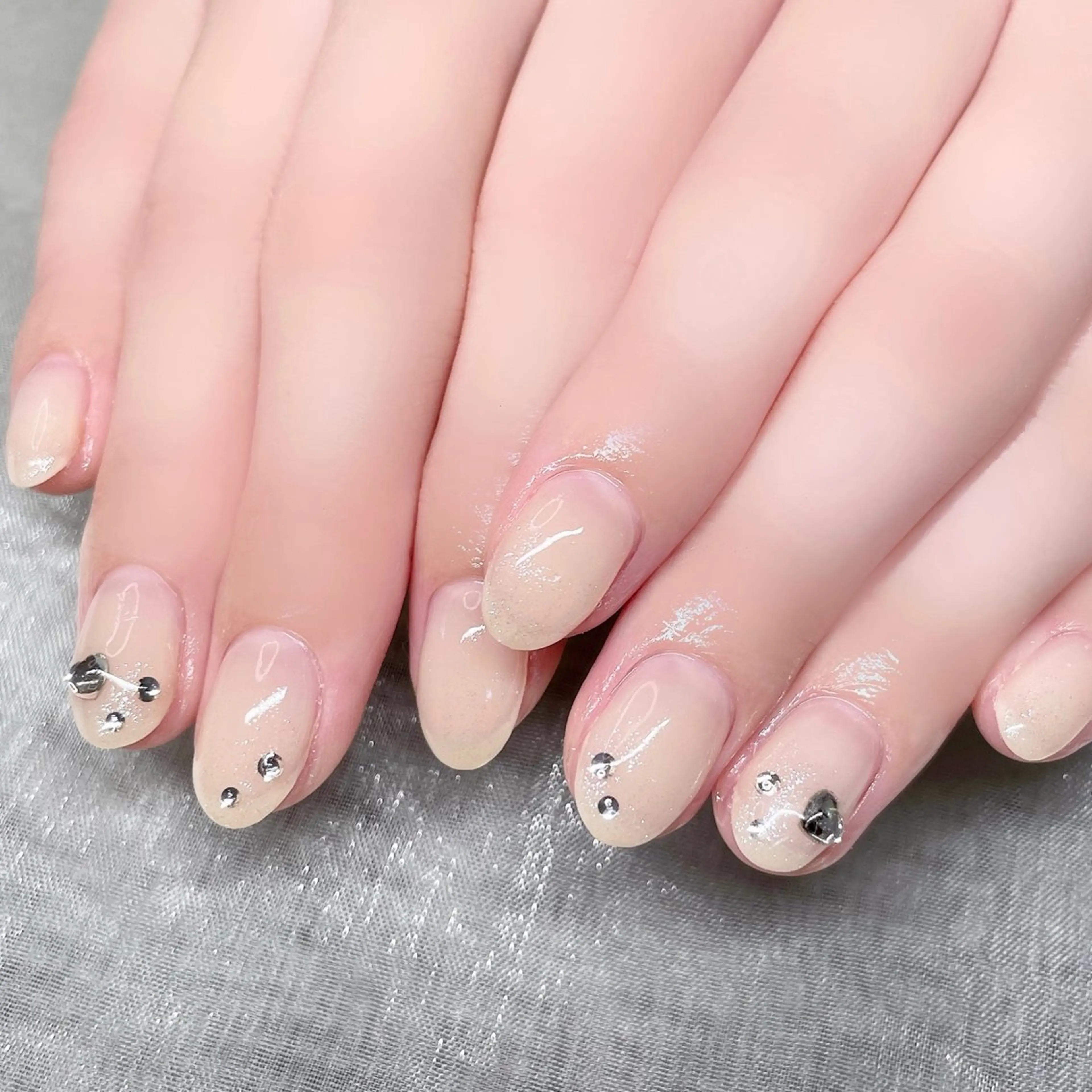 ネイル ストーンネイル ハンドネイル Nailist SUZU所属・Nailist suzuのネイルデザイン