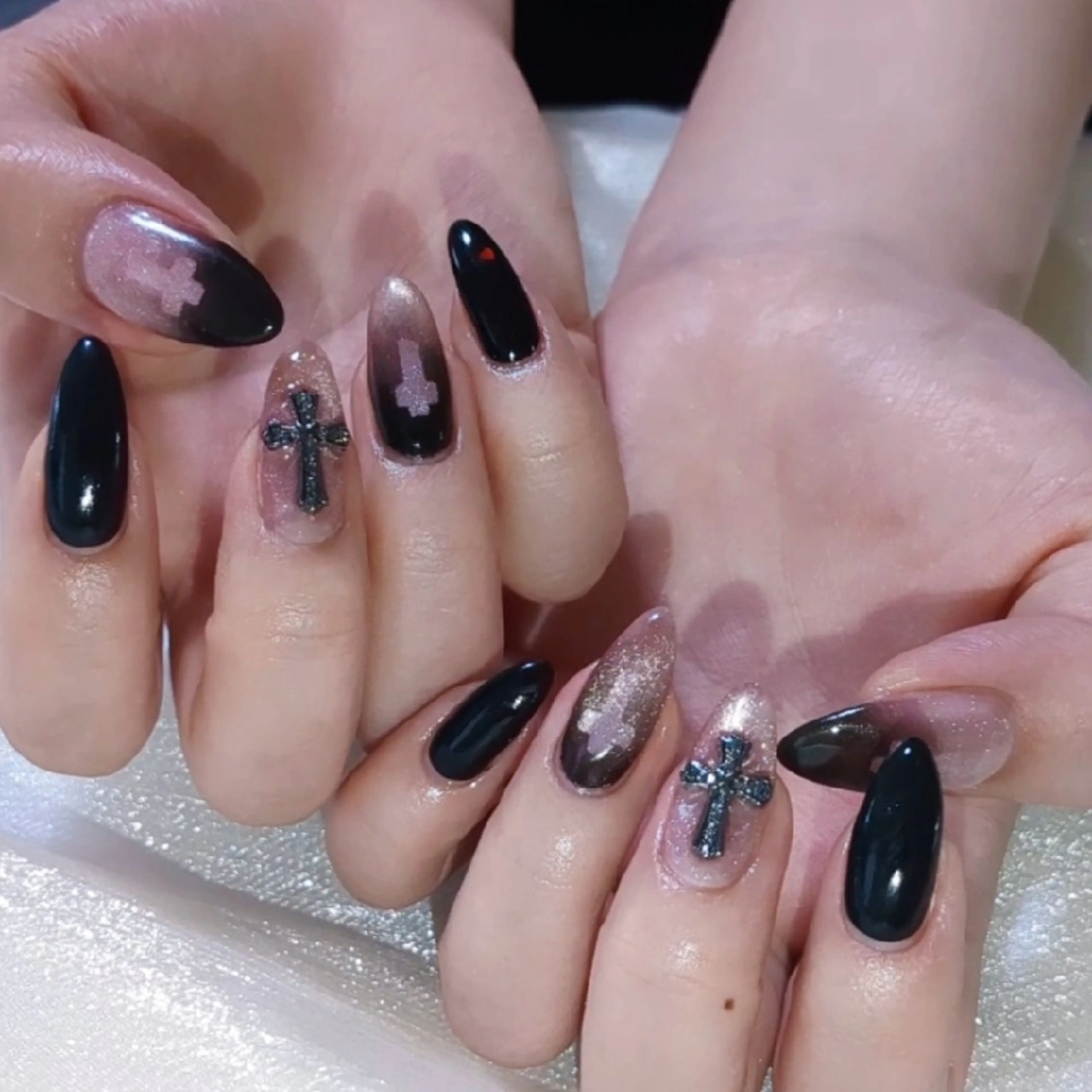 ネイル ハンドネイル E·U·B ネイル所属・横浜市中区曙町 E·U·Bネイルのネイルデザイン