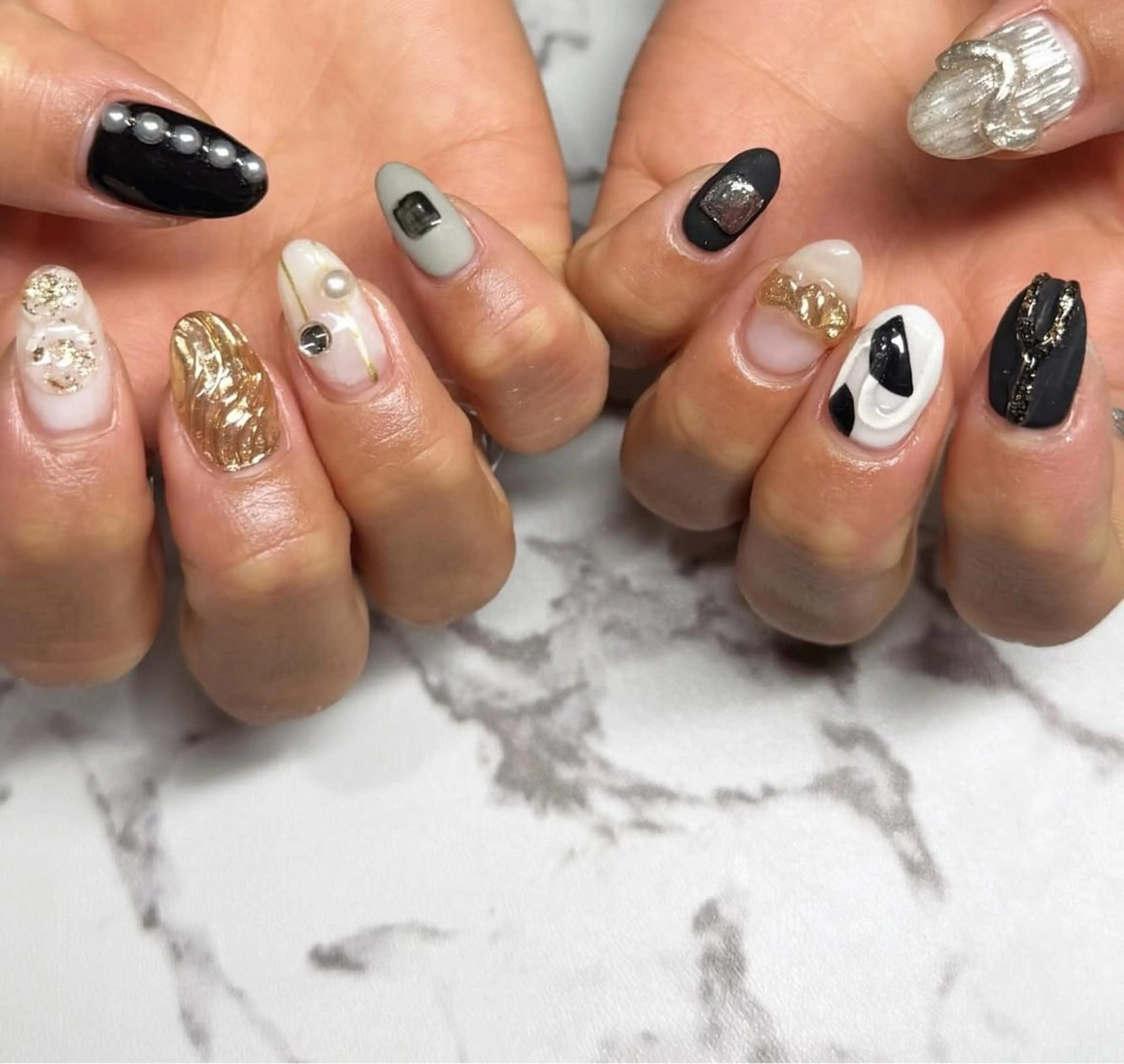 ネイル ハンドネイル フットネイル Chitti yuuriのネイルデザイン