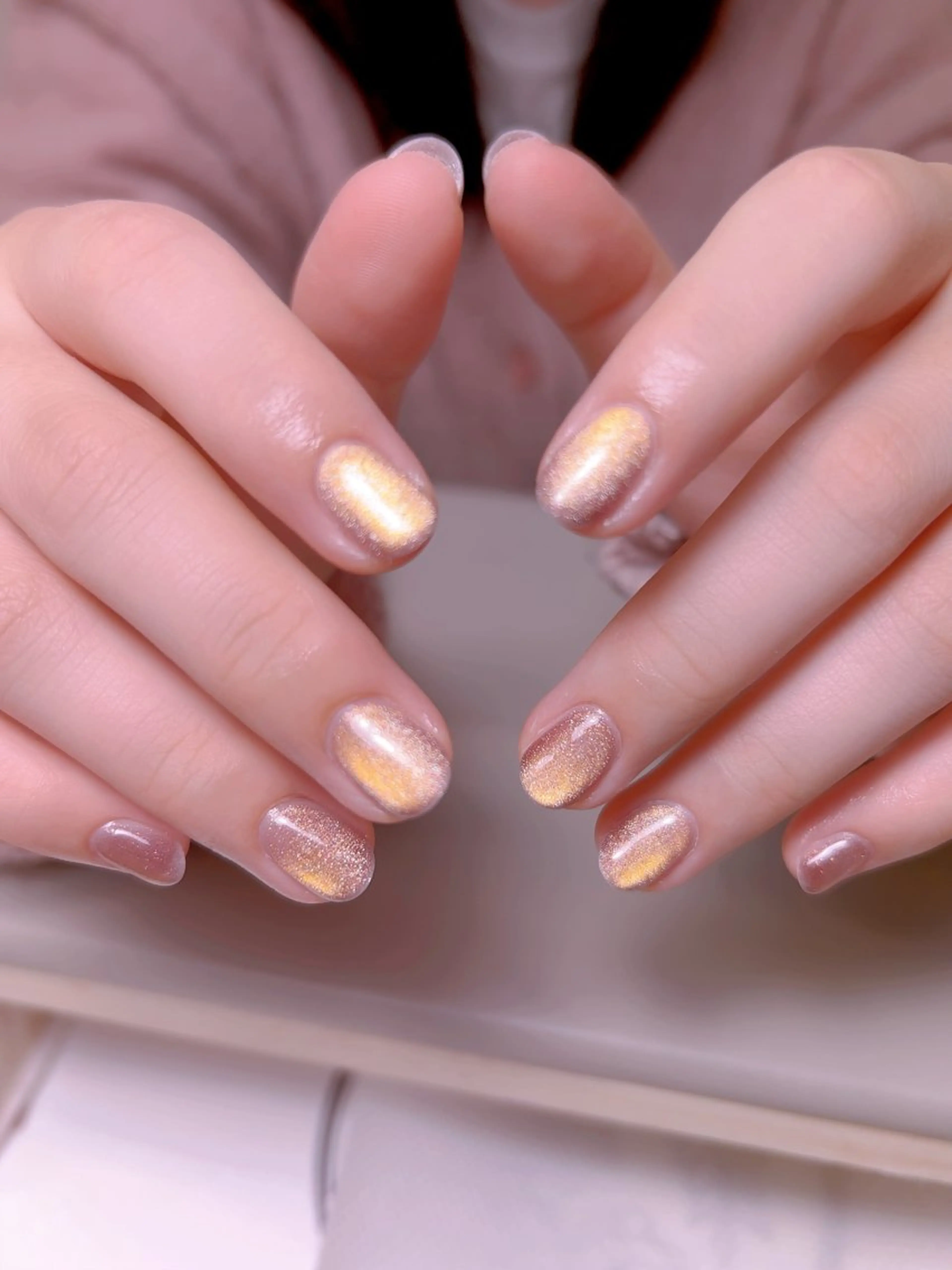 ネイル フレンチネイル ジェルネイル グラデーション 韓国ネイル マグネットネイル ハンドネイル 【長さ出し】 IRIS NAILのネイルデザイン