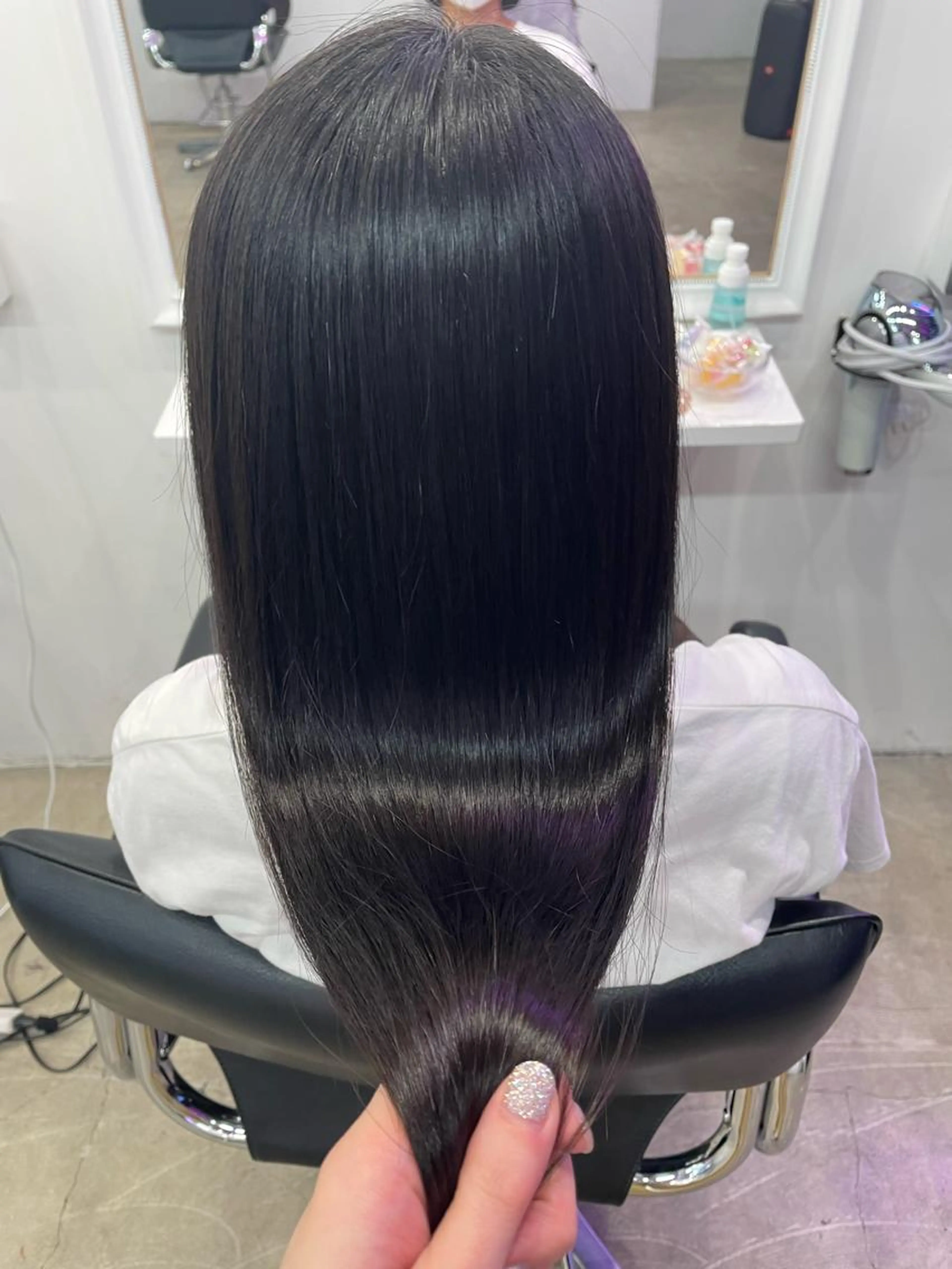 【ミニモ限定価格】🌷韓国ヘアカット✄+ダメージ補修✨ウエラシステムトリートメント🌷の写真