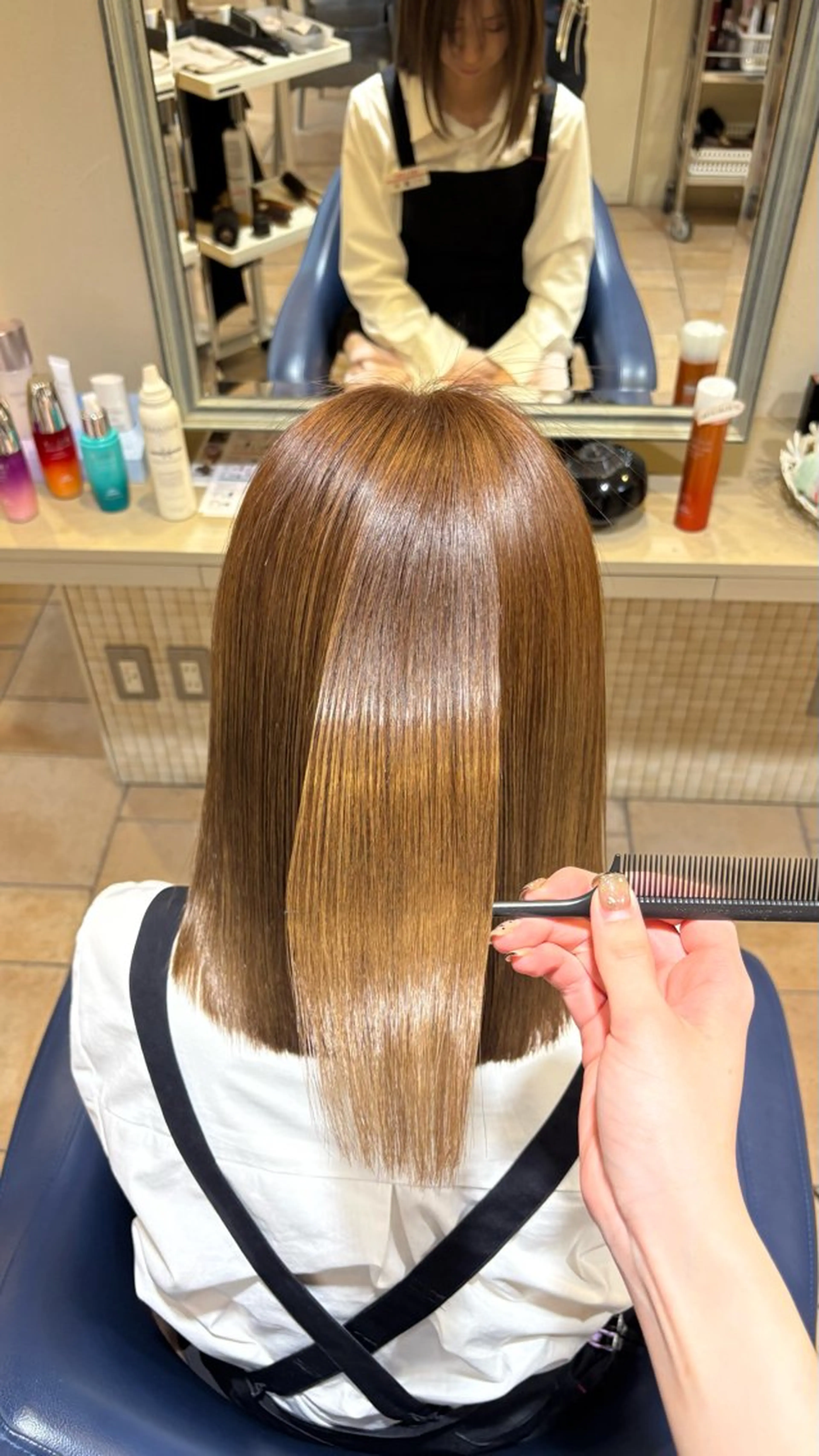 ミディアム 藤本 早耶のヘアスタイル