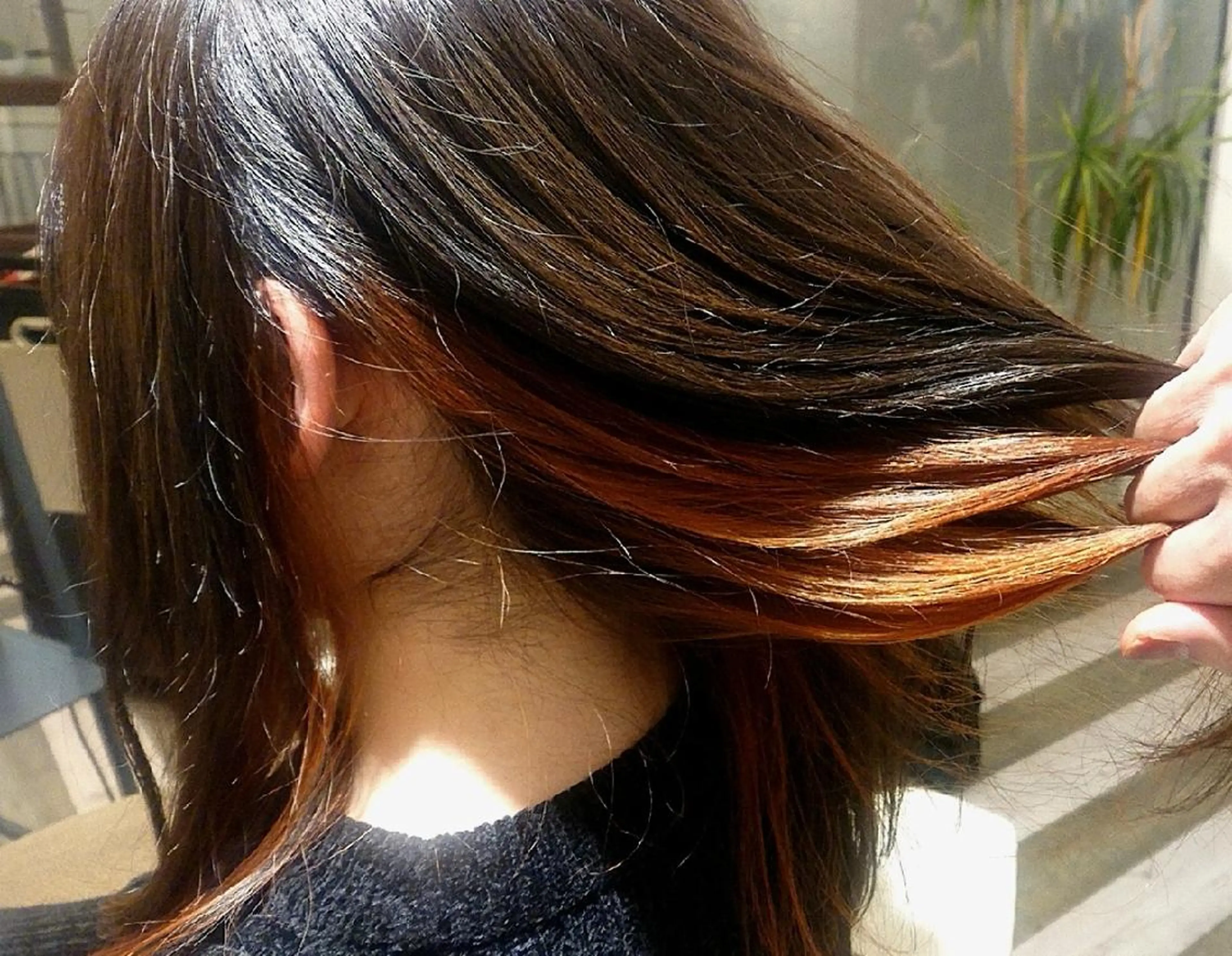 セミロング カット ヘアカラー トリートメント 渡辺 康行のヘアスタイル