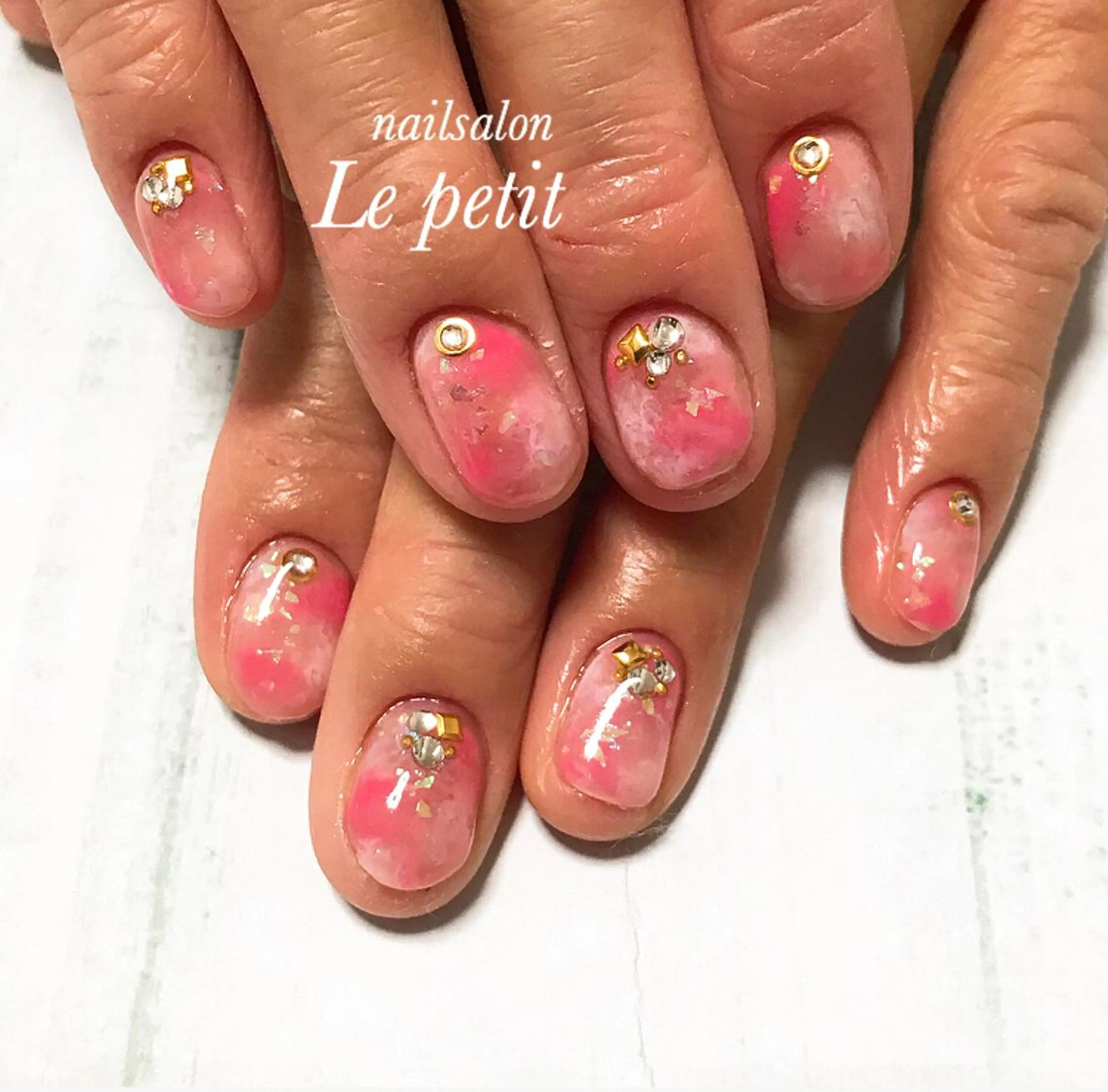 ネイル 石野 広佳のネイルデザイン