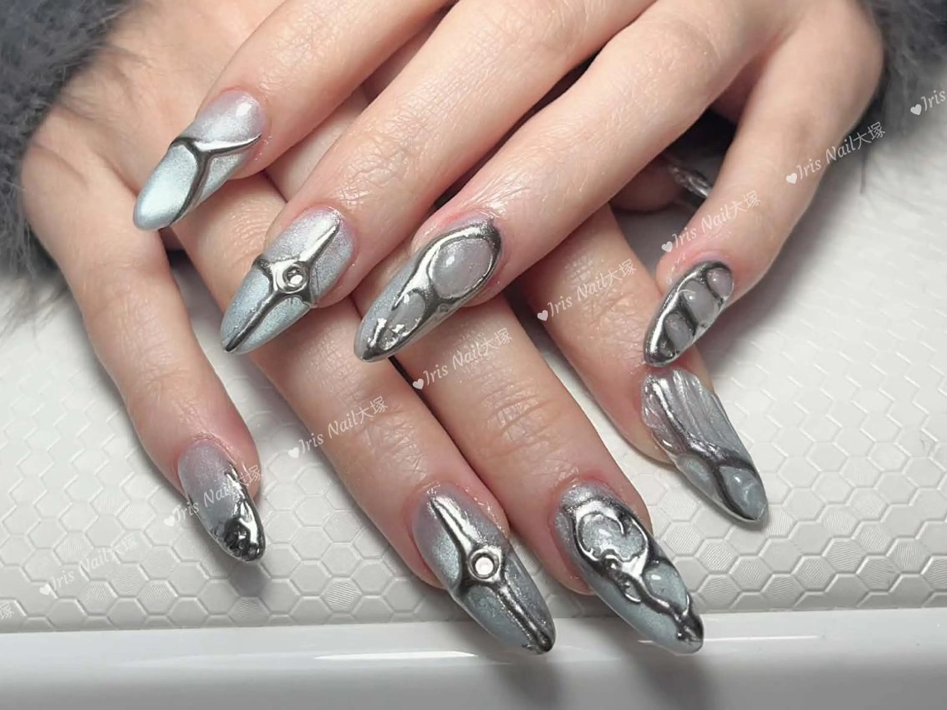 ネイル ミラーネイル 持ち込み ニュアンスネイル ハンドネイル ハンドケア IRIS NAIL大塚のネイルデザイン