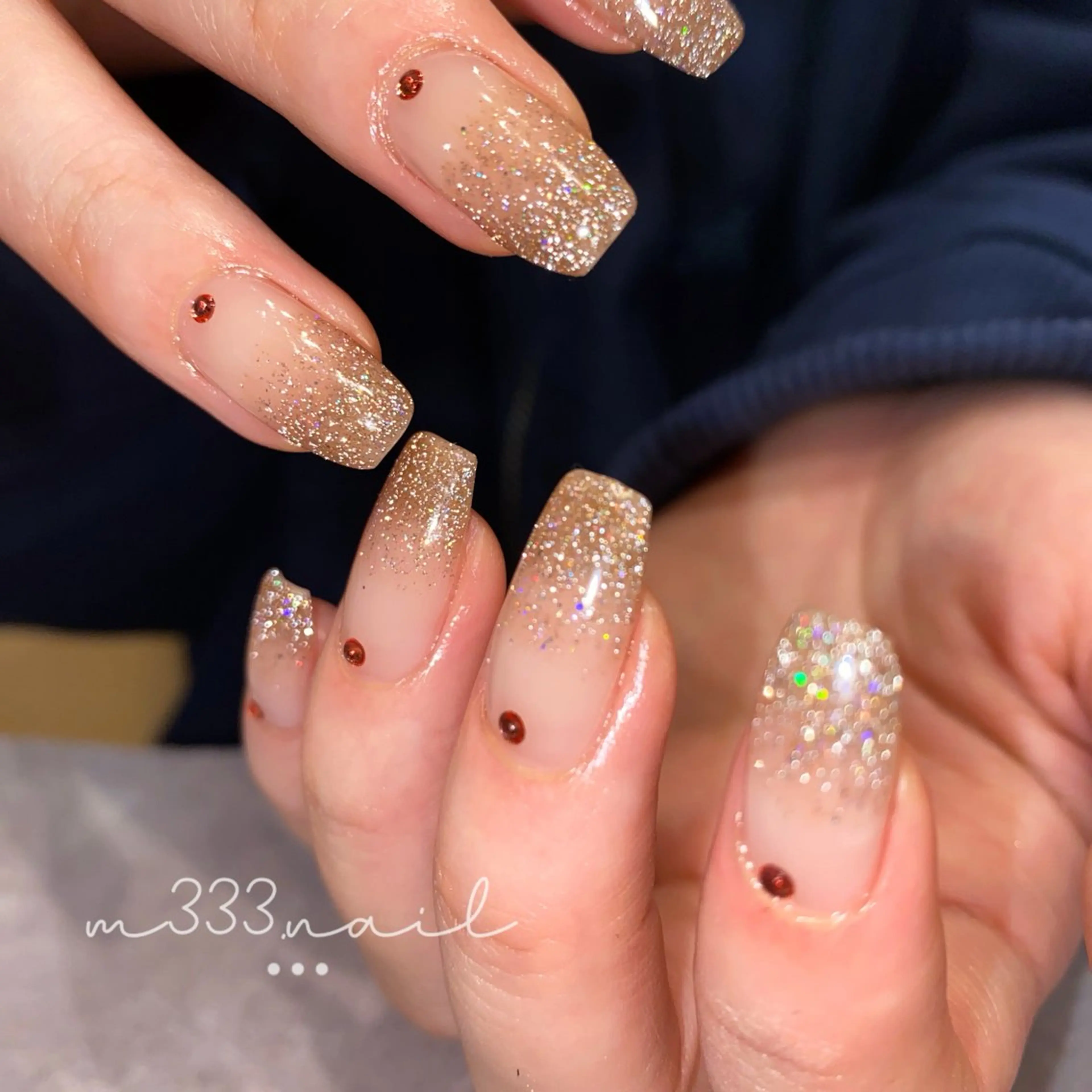 【オフ込み】グラデーション（カラー/ラメ）の写真