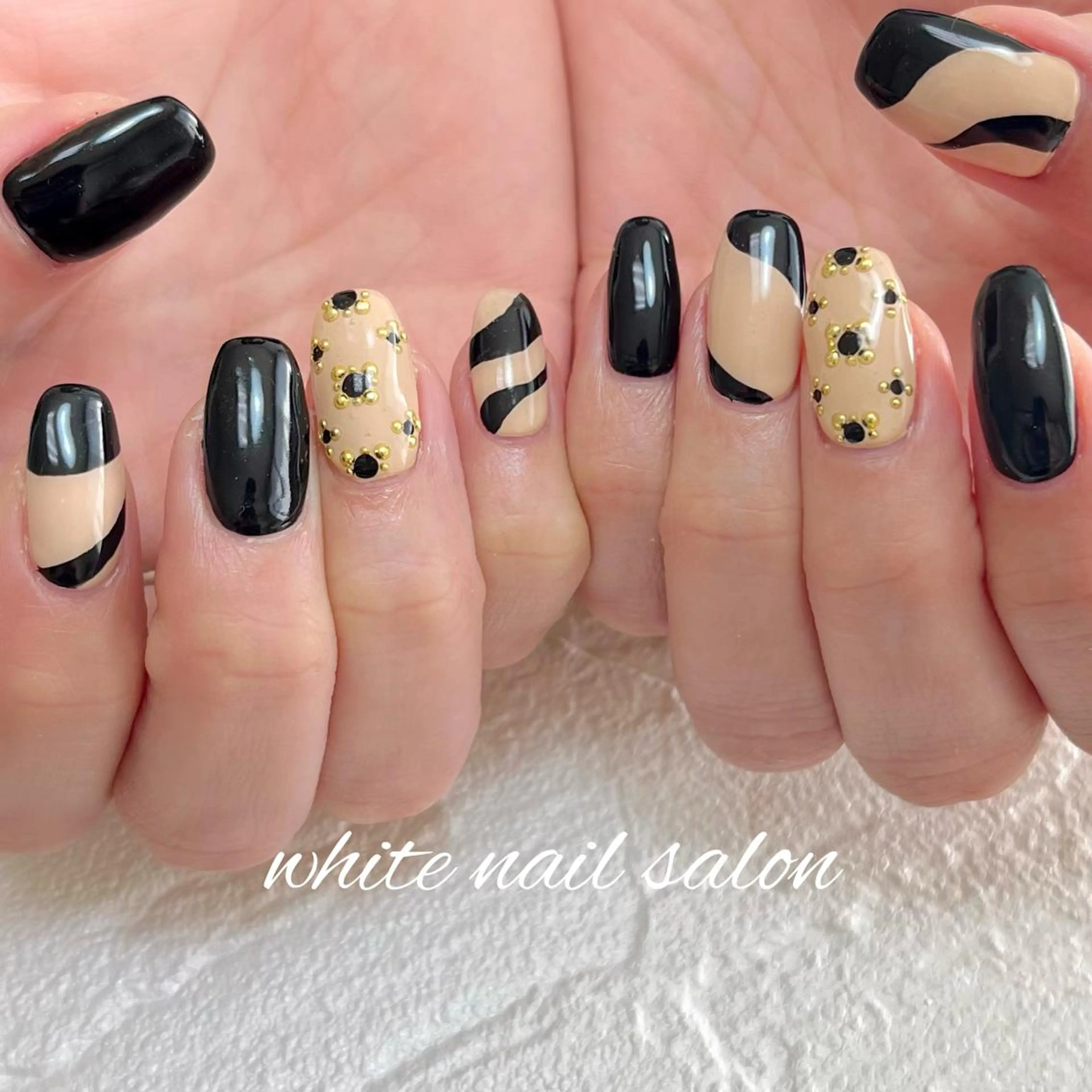 ネイル フットネイル ジェルネイル ハードジェル ラメ(グリッター) 持ち込み ハンドネイル white nail salonのネイルデザイン