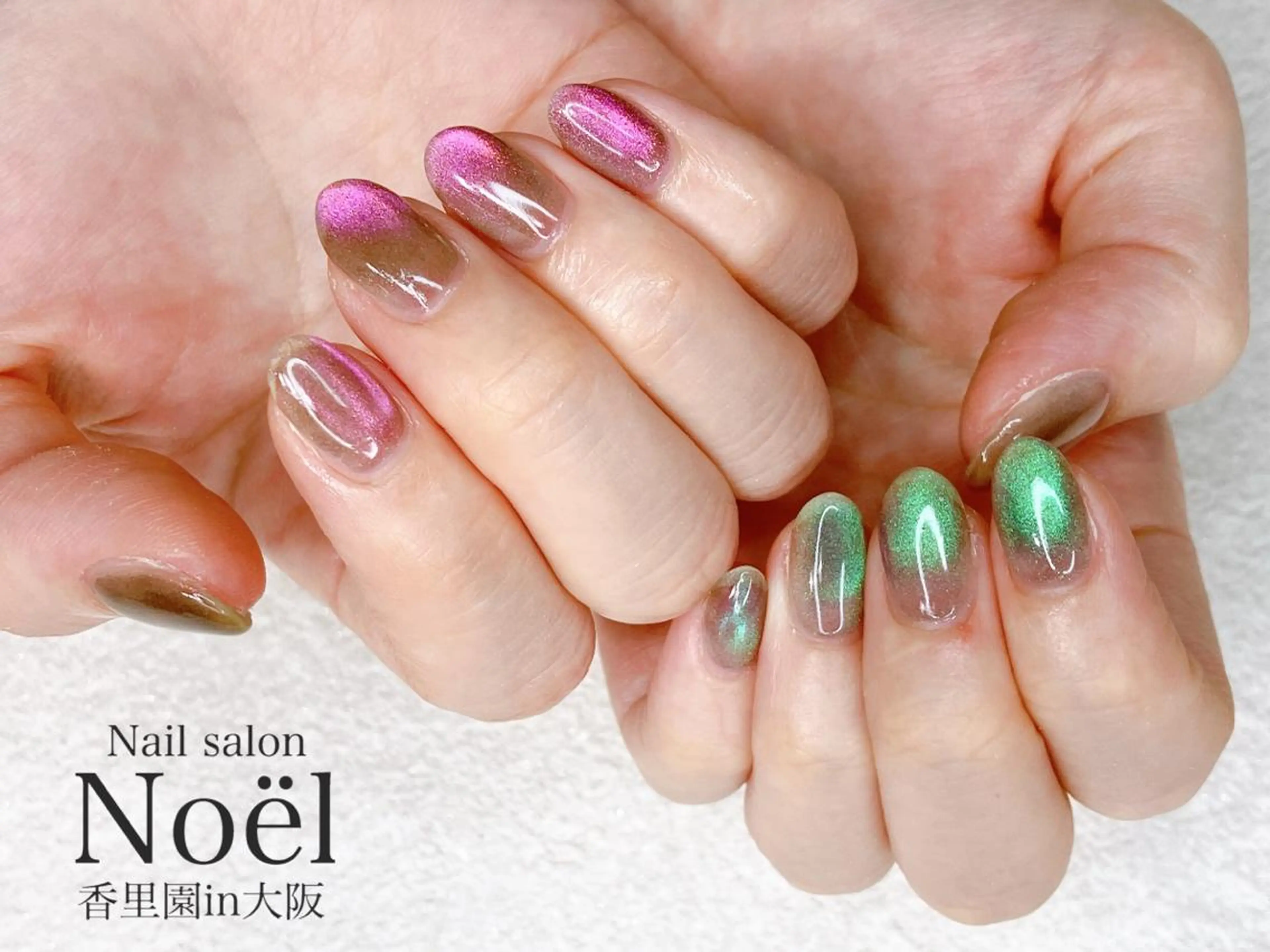 ミディアム ネイル マグネットネイル ニュアンスネイル Nailsalon Noël所属・Nailsalon ＆Noelのネイルデザイン