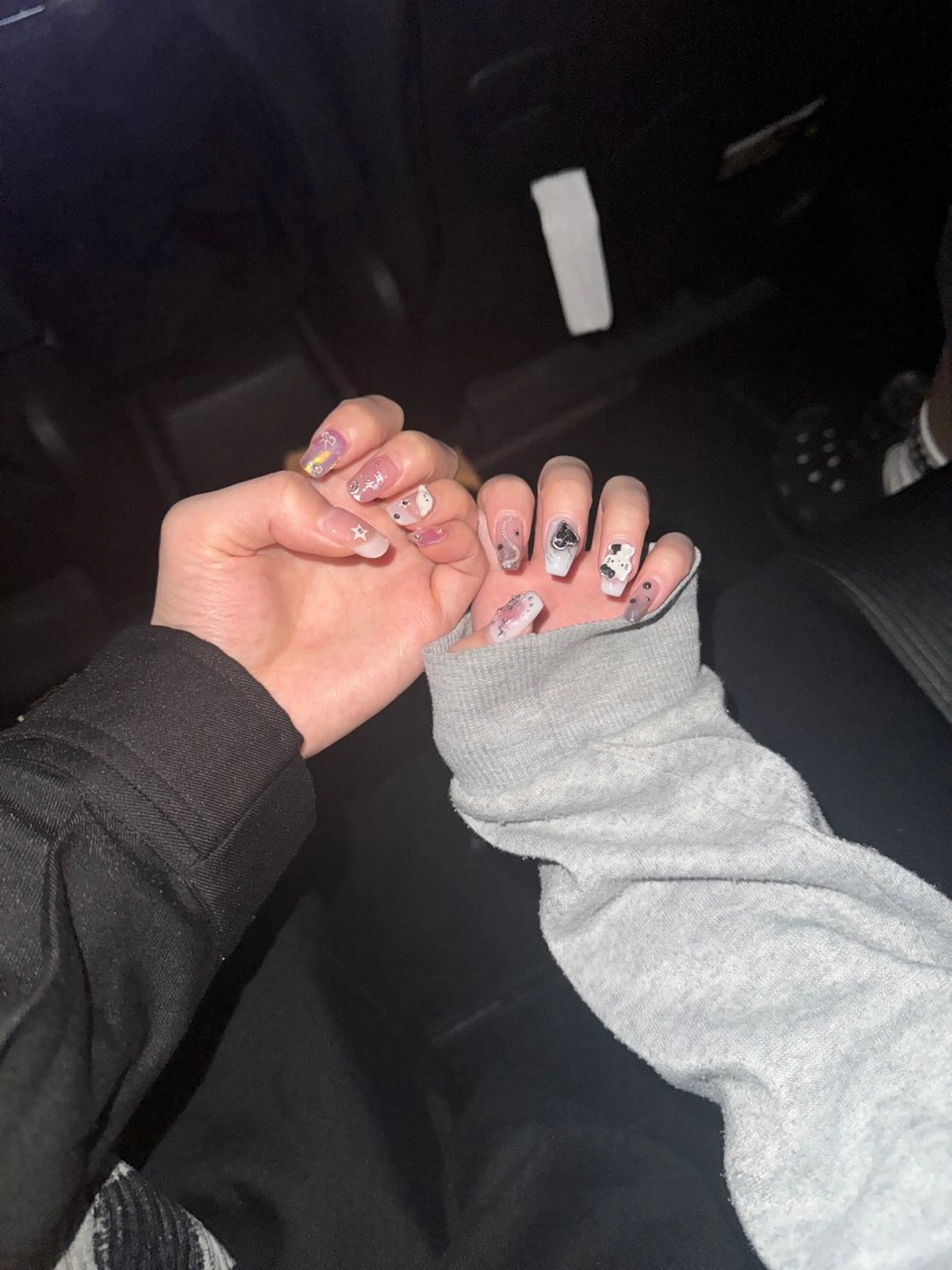 ネイル ハイトーン/レイヤー /艶カラー🎀のヘアスタイル