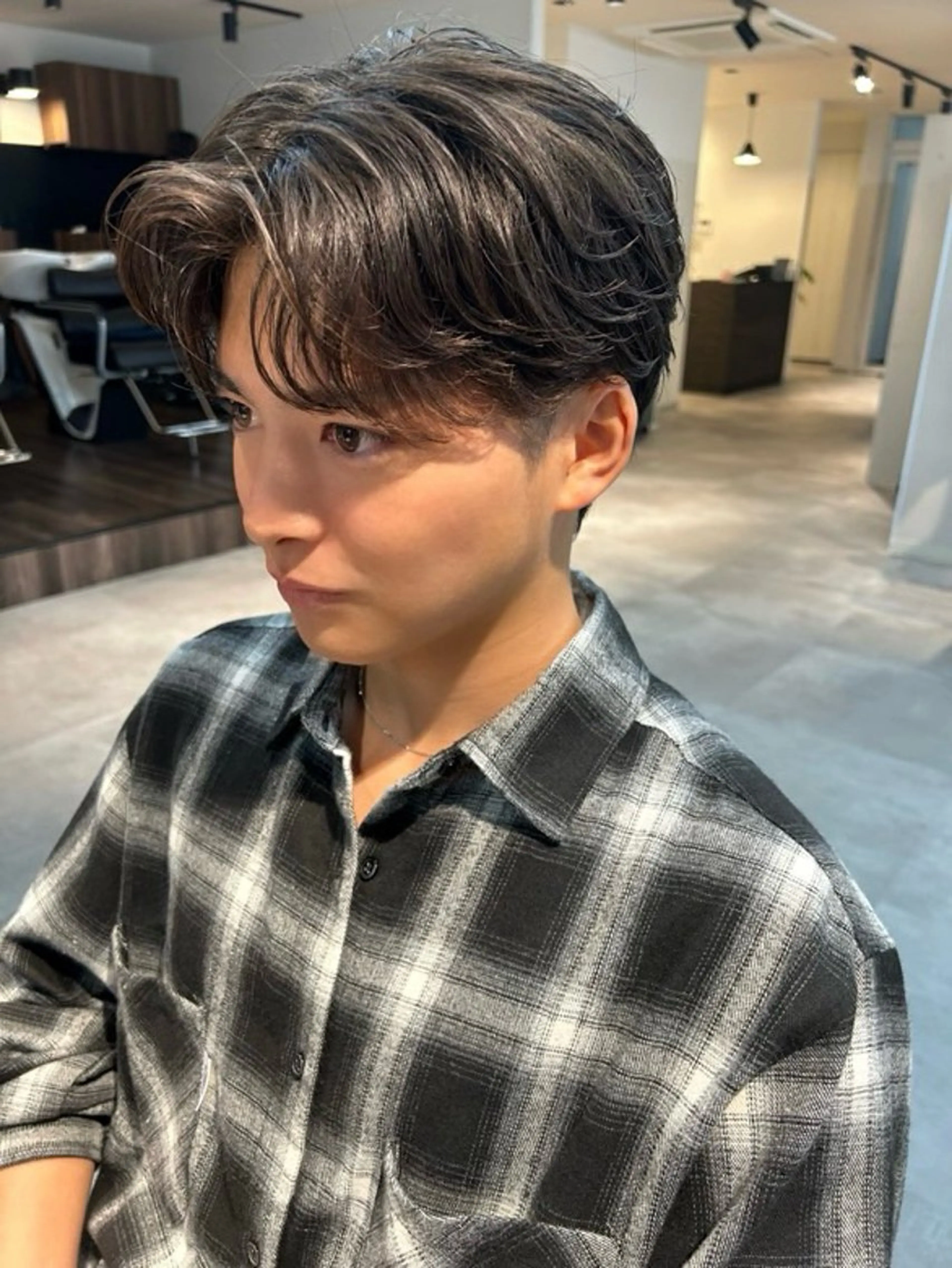 メンズ センターパート カット 男の理想を叶える🔥 メンズパーマ特化｜関のヘアスタイル