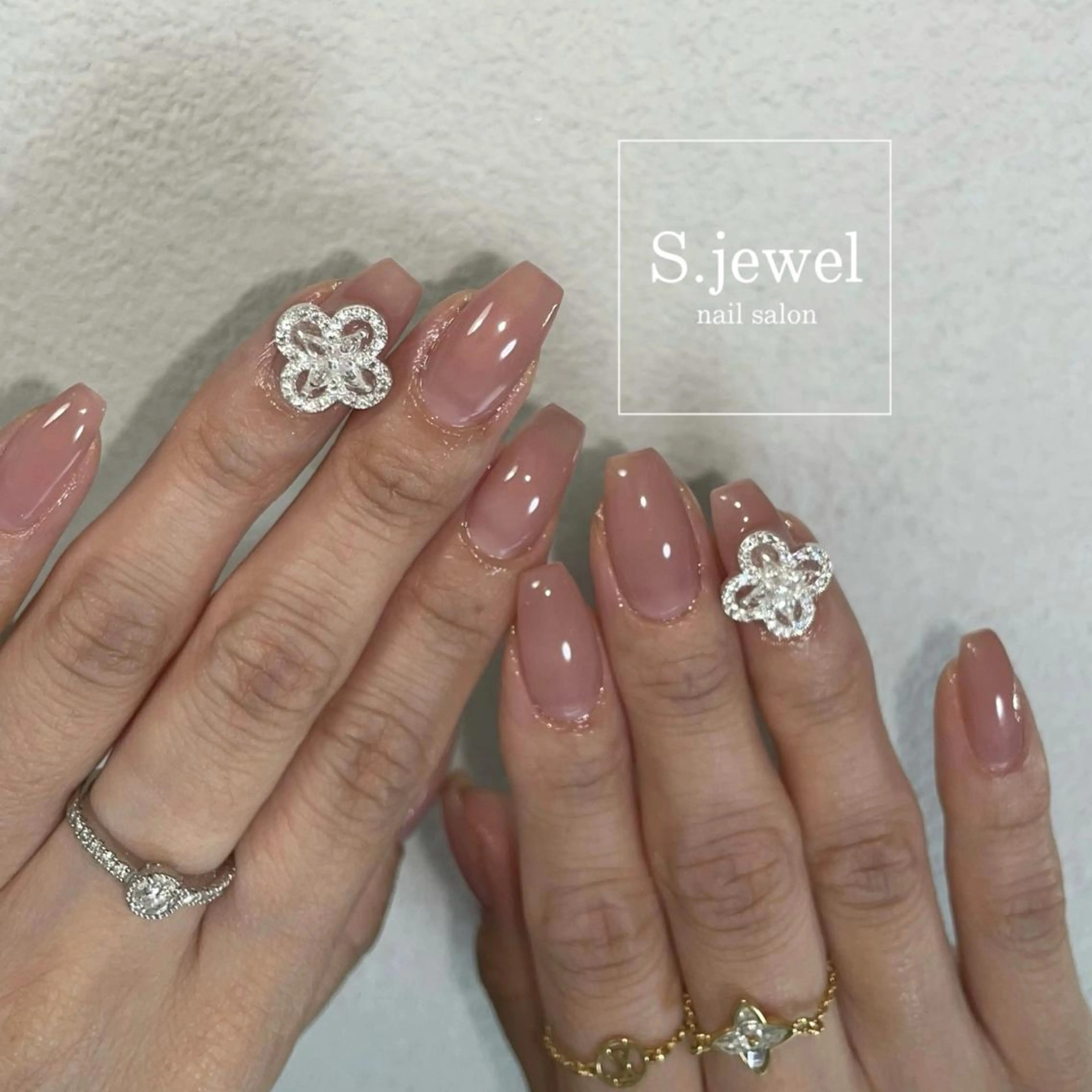 ネイル S♡JEWEL所属・S. JEWELのネイルデザイン