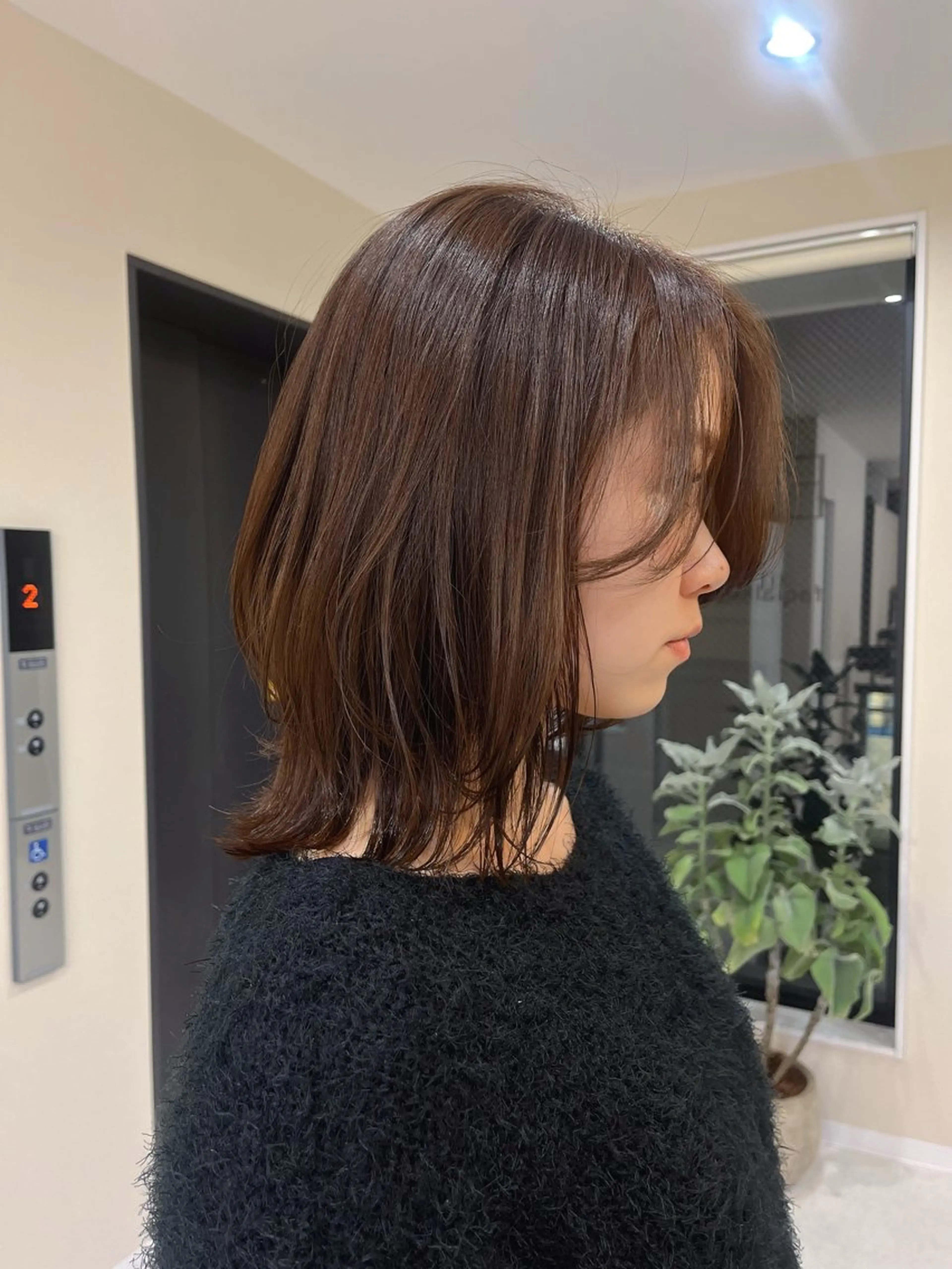 ミディアム カラー ETRE(エトレ)所属・中村 佳歩のヘアスタイル