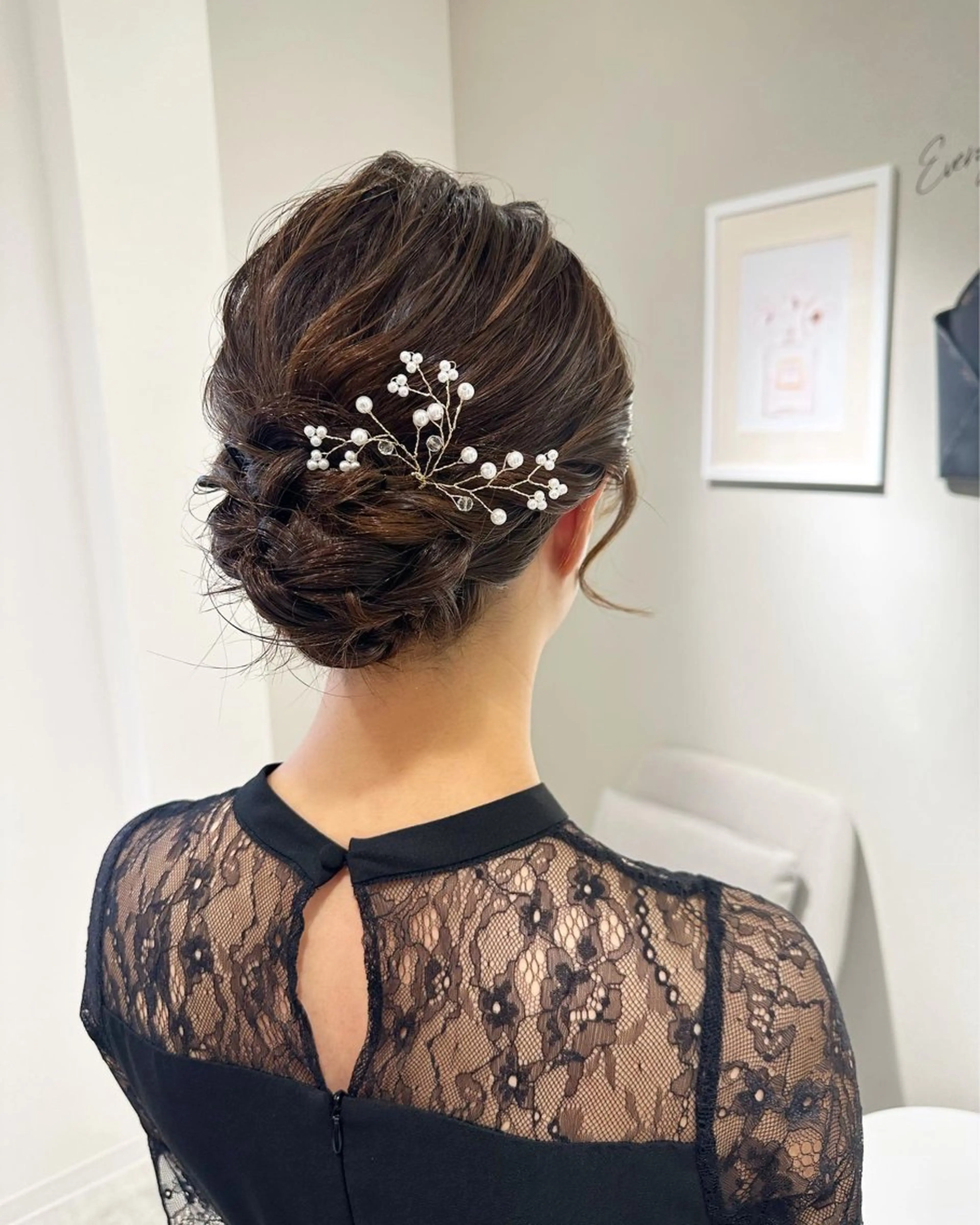 セミロング ヘアアレンジ ヘアセット 荒木 ひろかのヘアスタイル